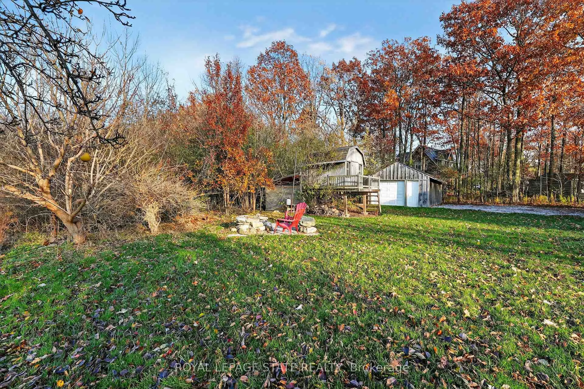 Photo 619 of 152 Ridge Road W, Grimsby, Grimsby Escarpment — HOMEH