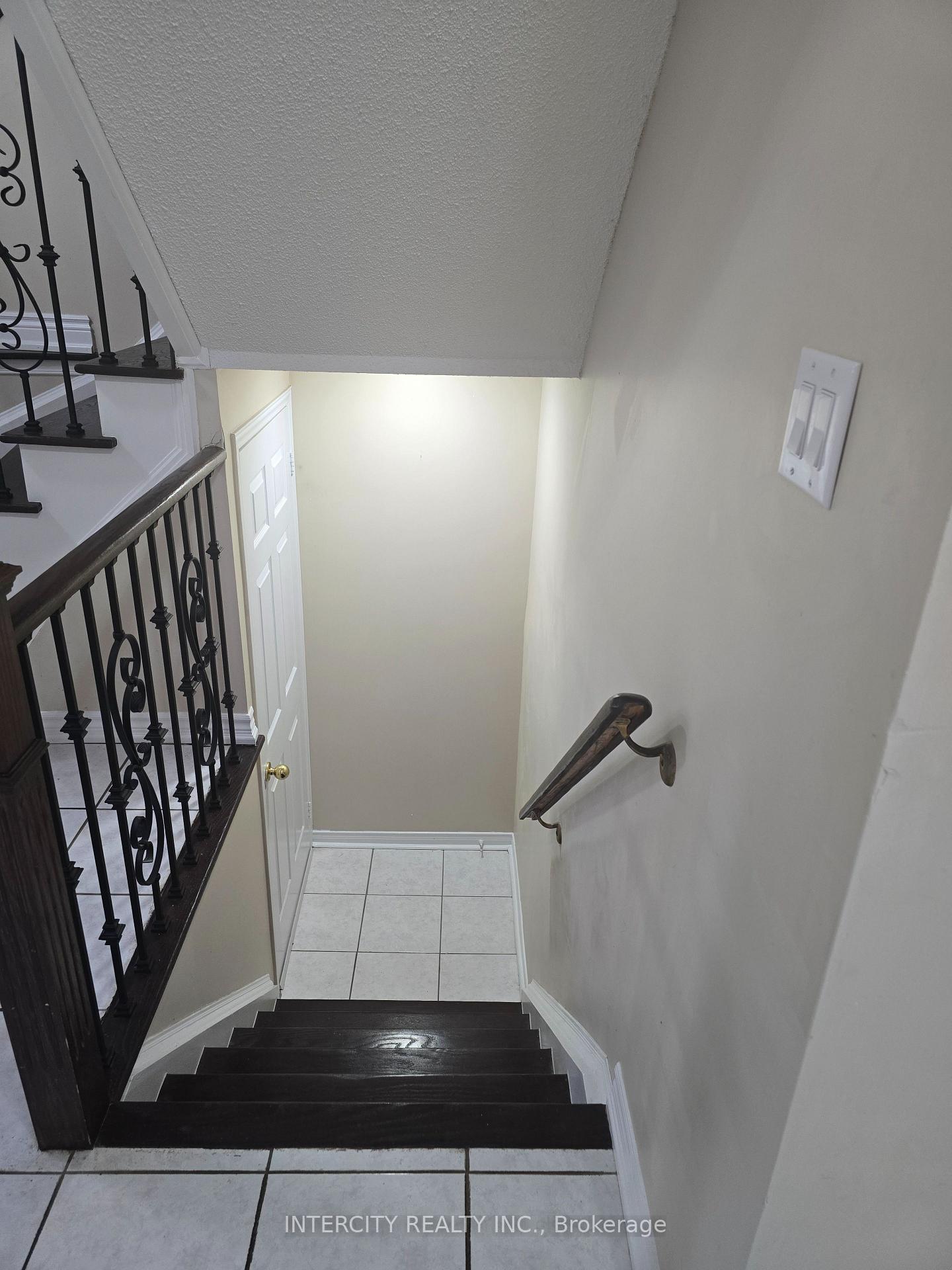 Photo 6 of 27 Zia Dodda Crescent, Brampton, Brampton East — HOMEH