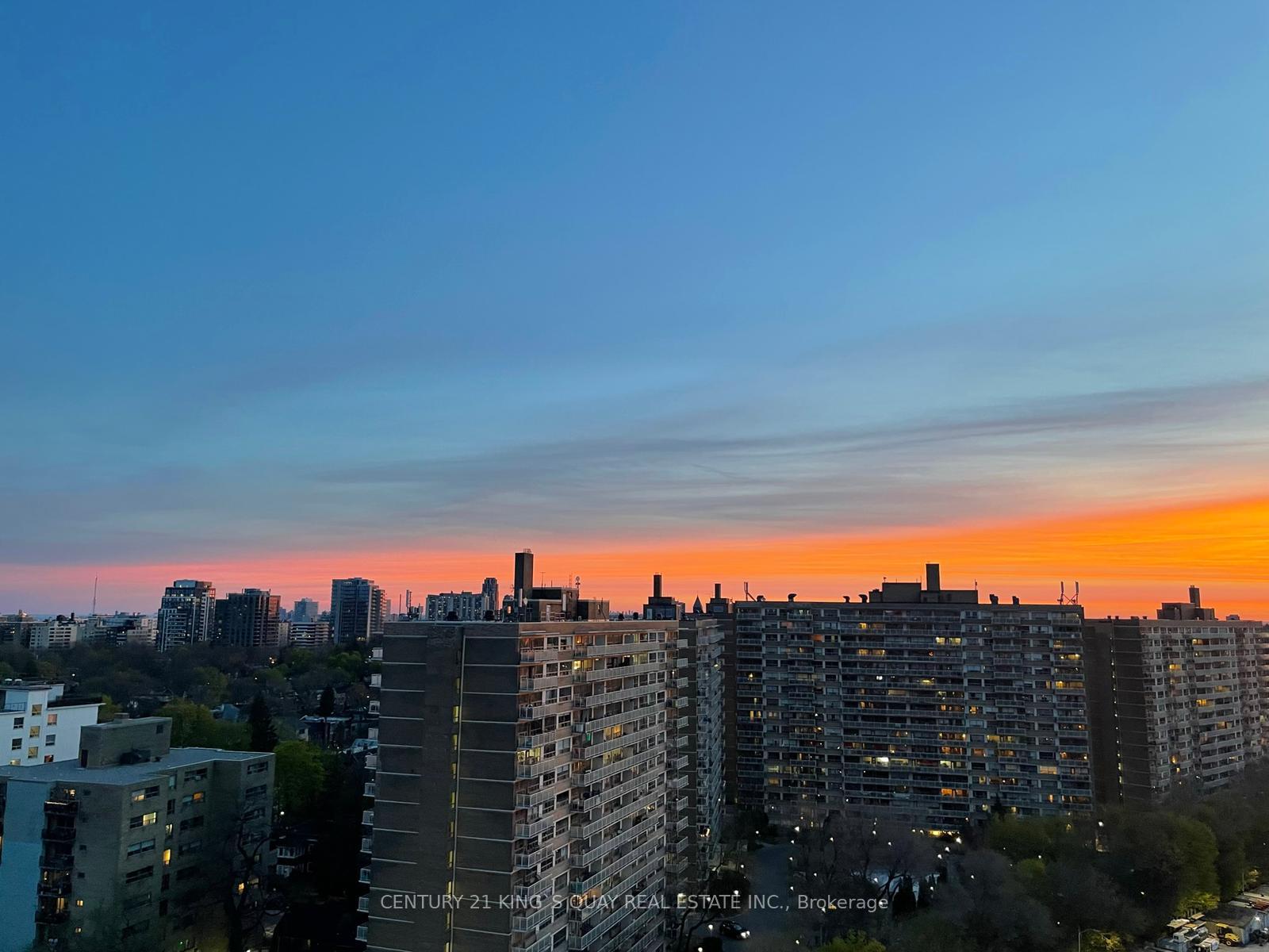 Photo 5 of Unit 1603, 1815 Yonge Street, Toronto, Mount Pleasant West — HOMEH
