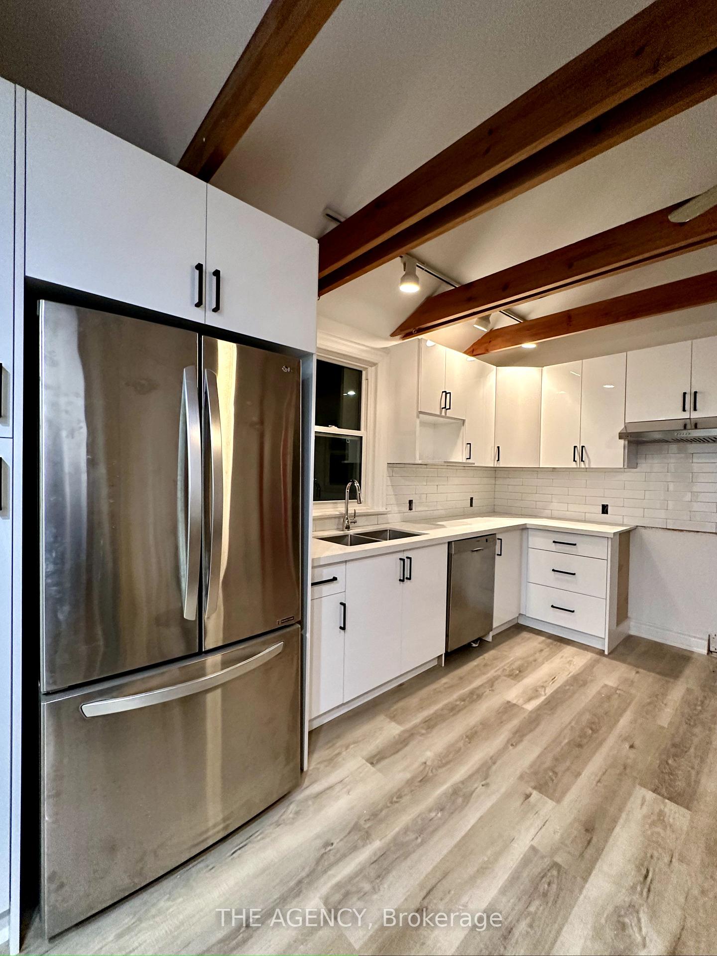 Photo 5 of Unit B, 13075 Highway 27, King, Nobleton — HOMEH