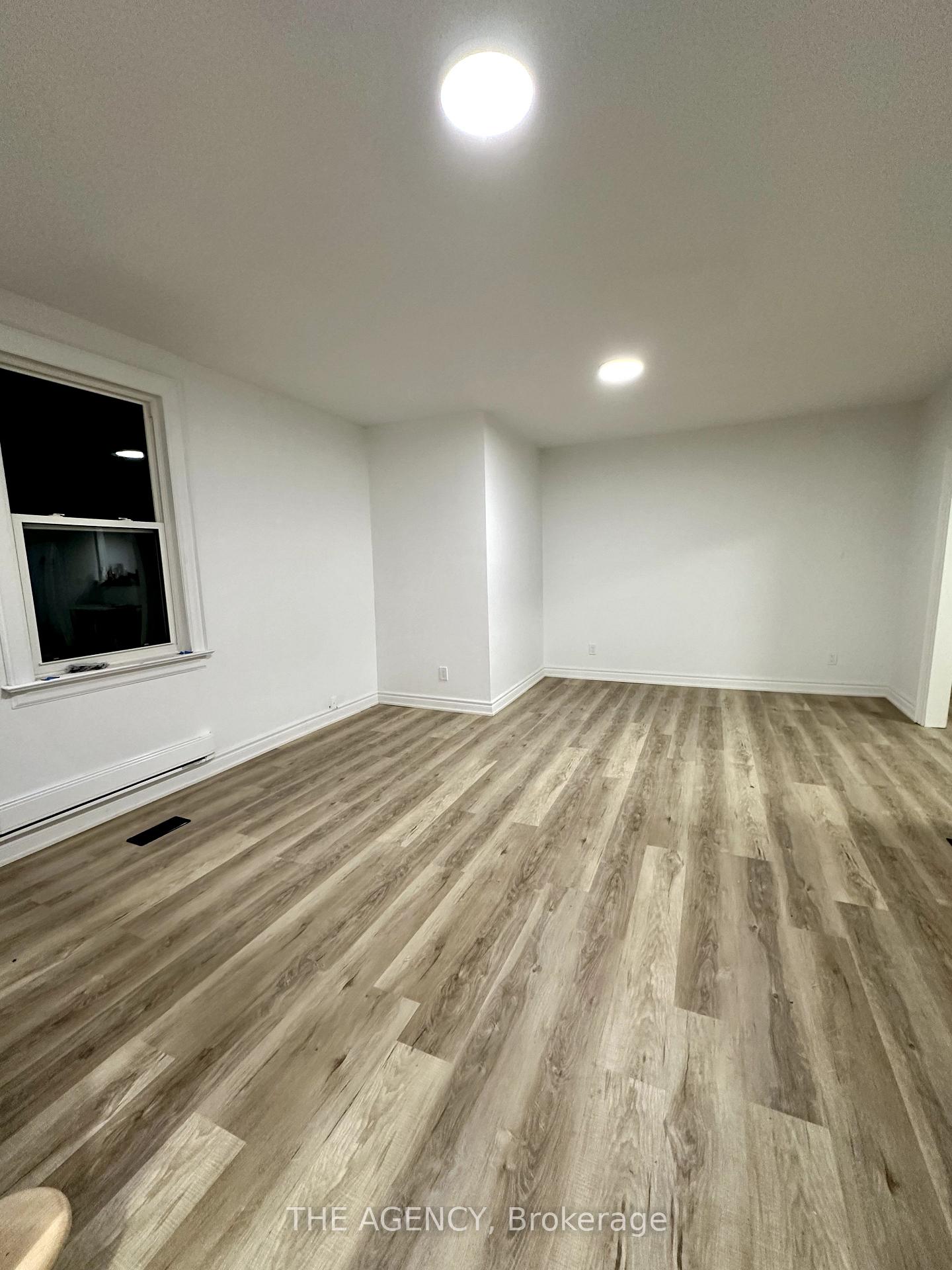 Photo 11 of Unit B, 13075 Highway 27, King, Nobleton — HOMEH