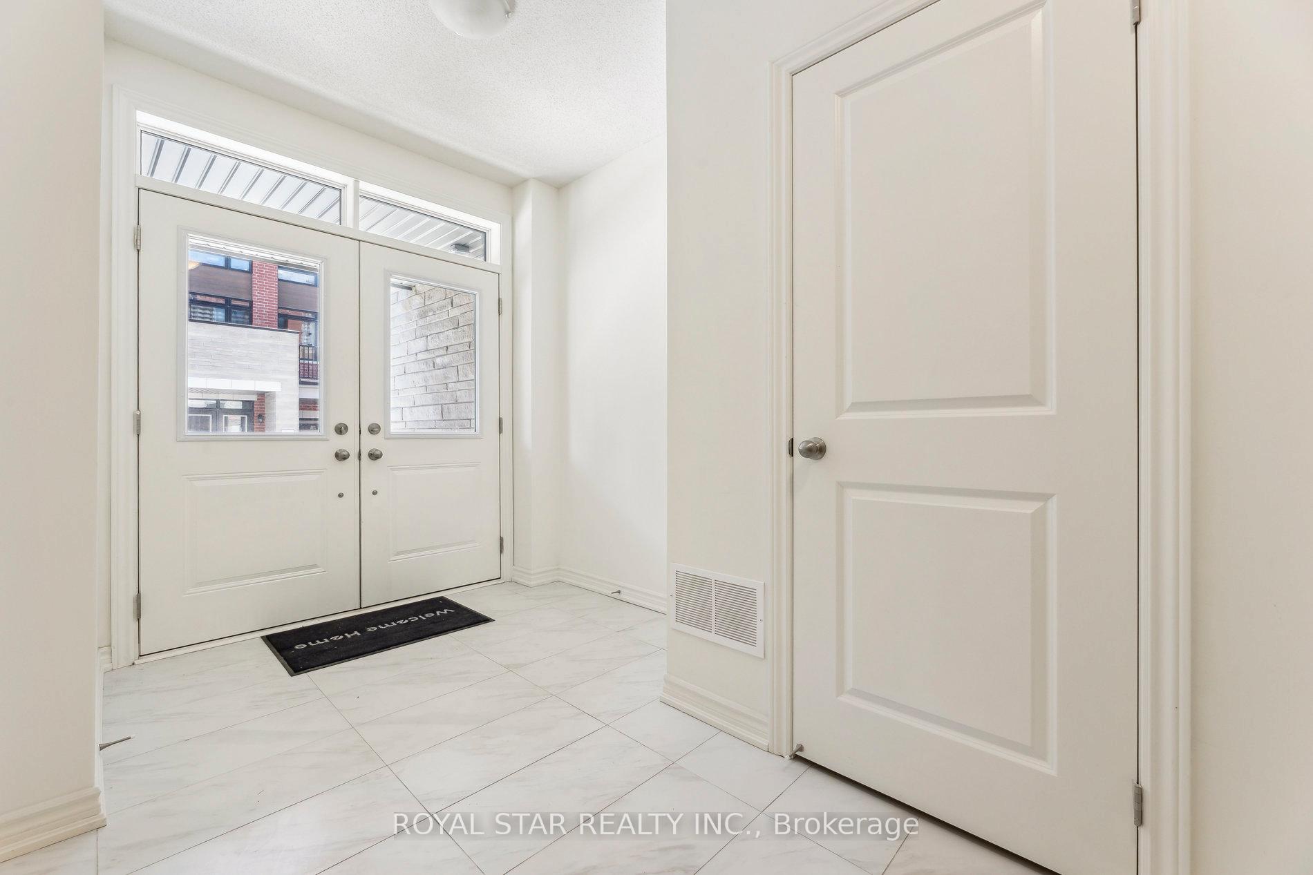 Photo 10 of 8 Coppini Lane, Ajax, South East — HOMEH