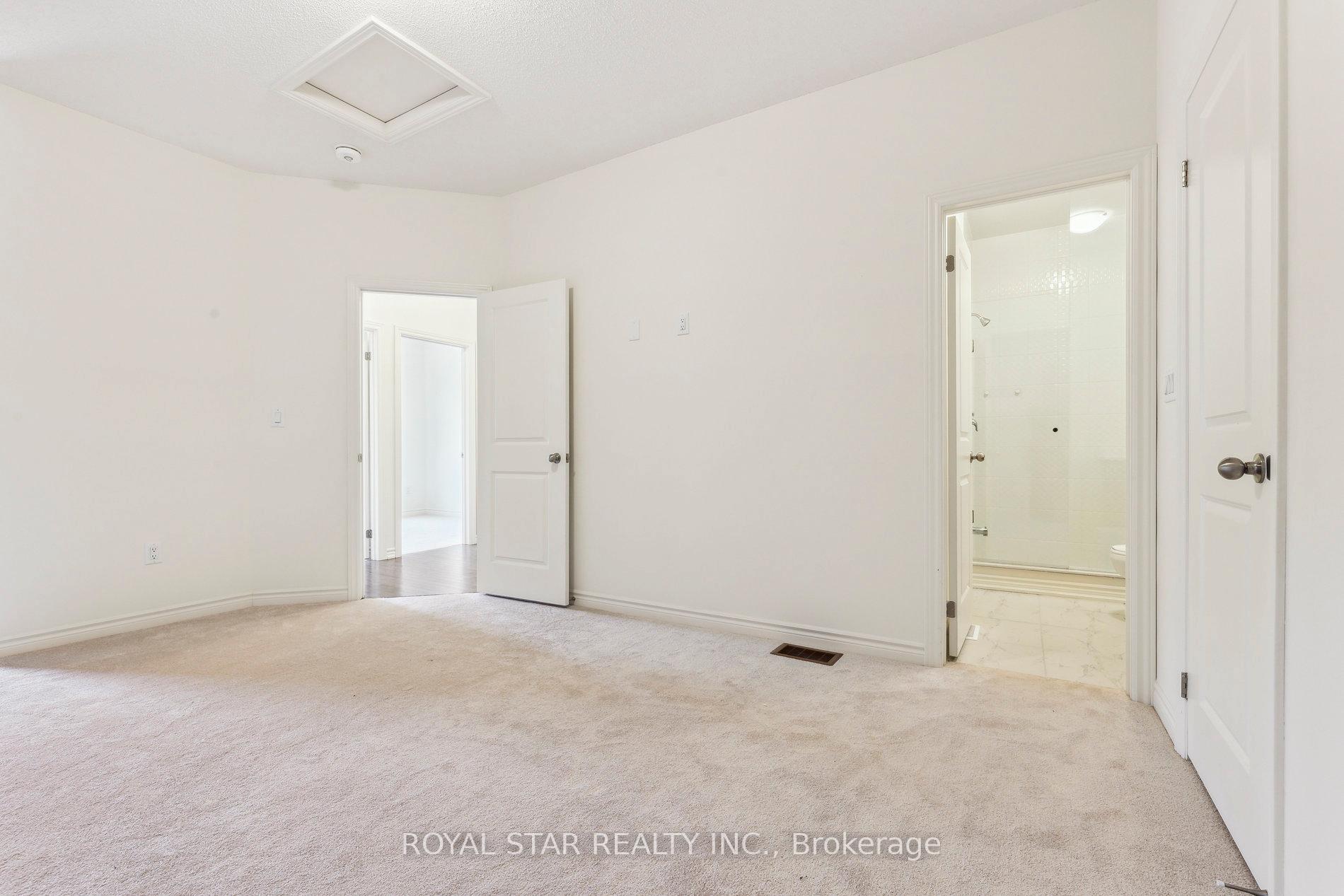 Photo 20 of 8 Coppini Lane, Ajax, South East — HOMEH