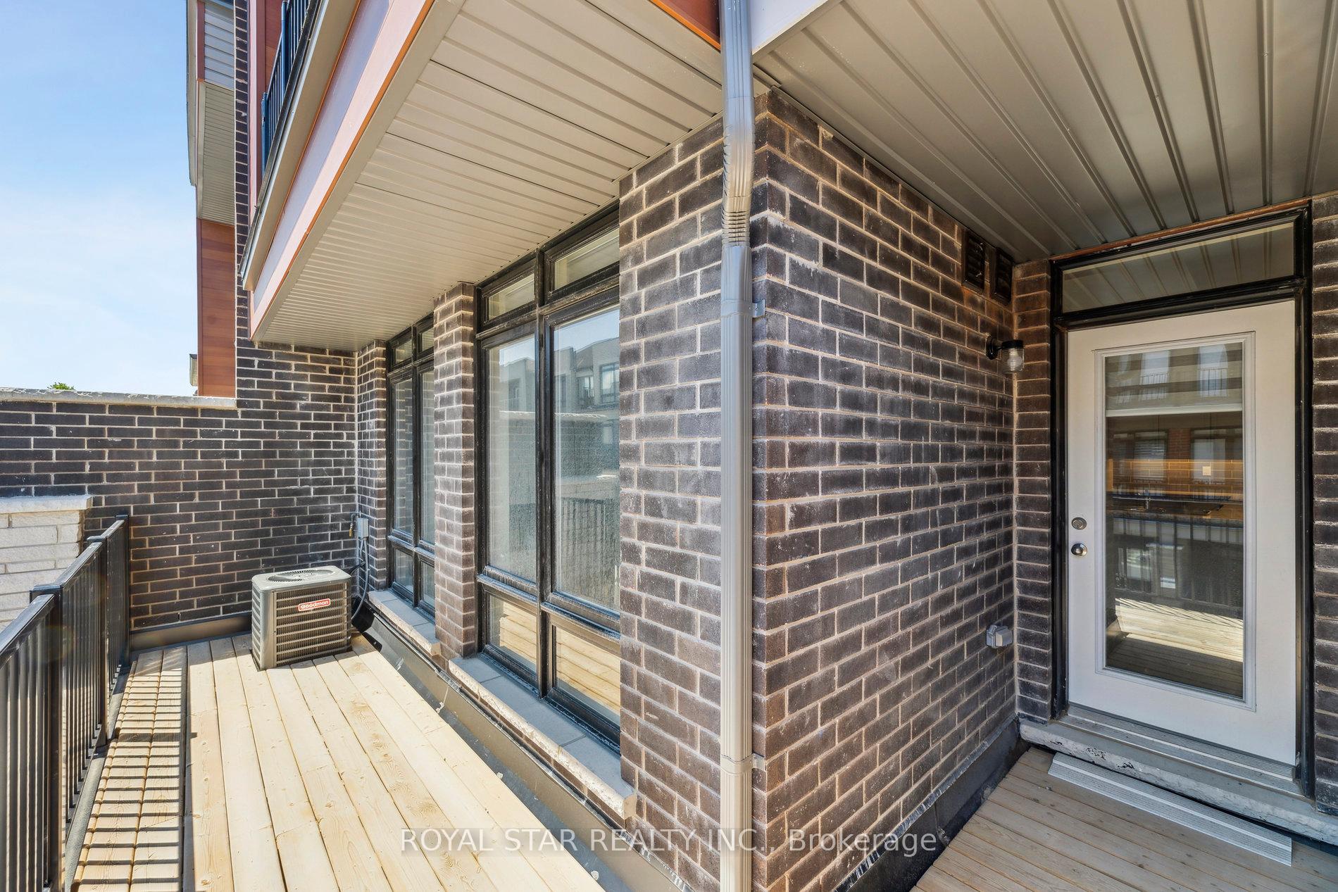 Photo 29 of 8 Coppini Lane, Ajax, South East — HOMEH