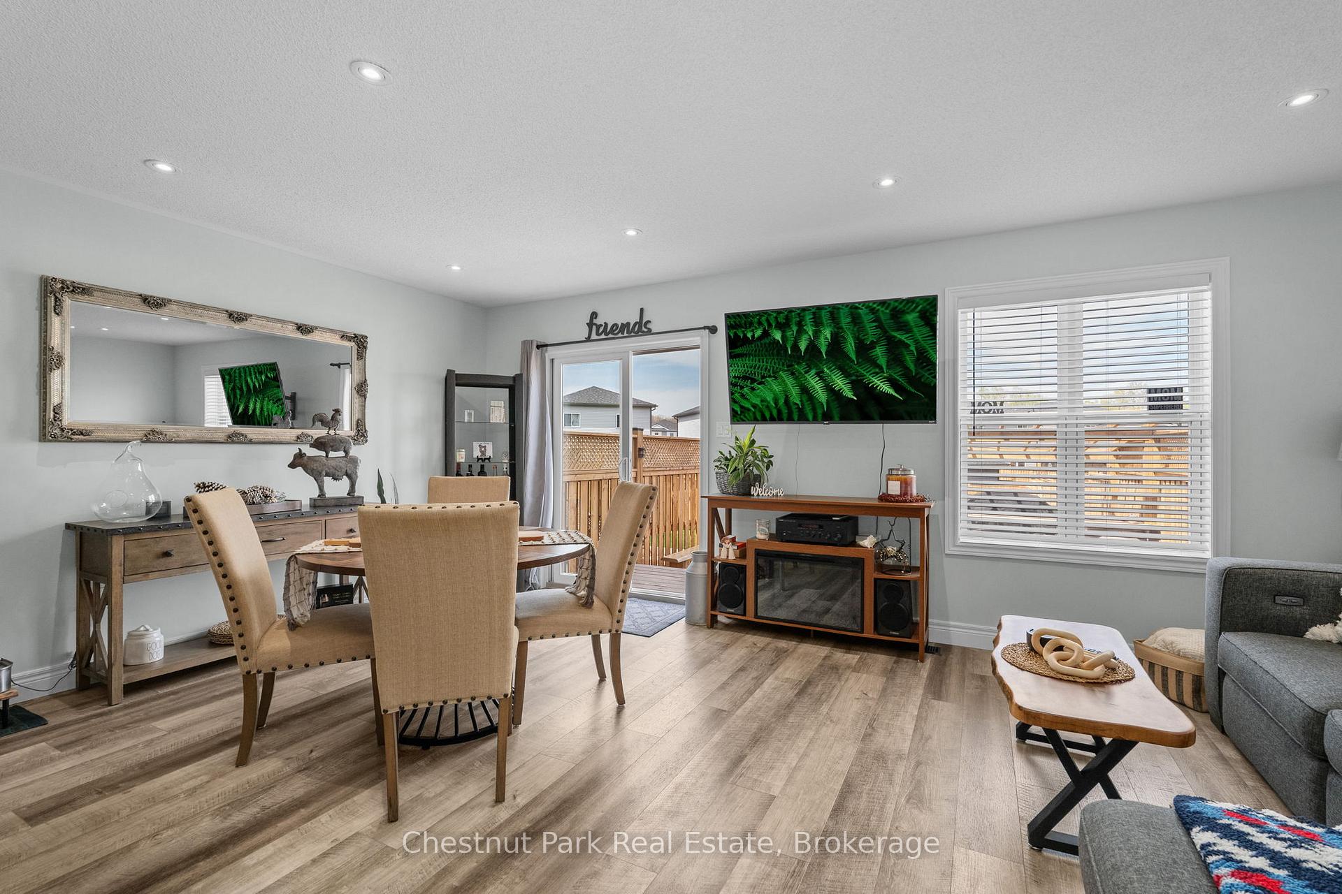 Photo 10 of 190 Daffodil Court, Gravenhurst, Muskoka (S) — HOMEH