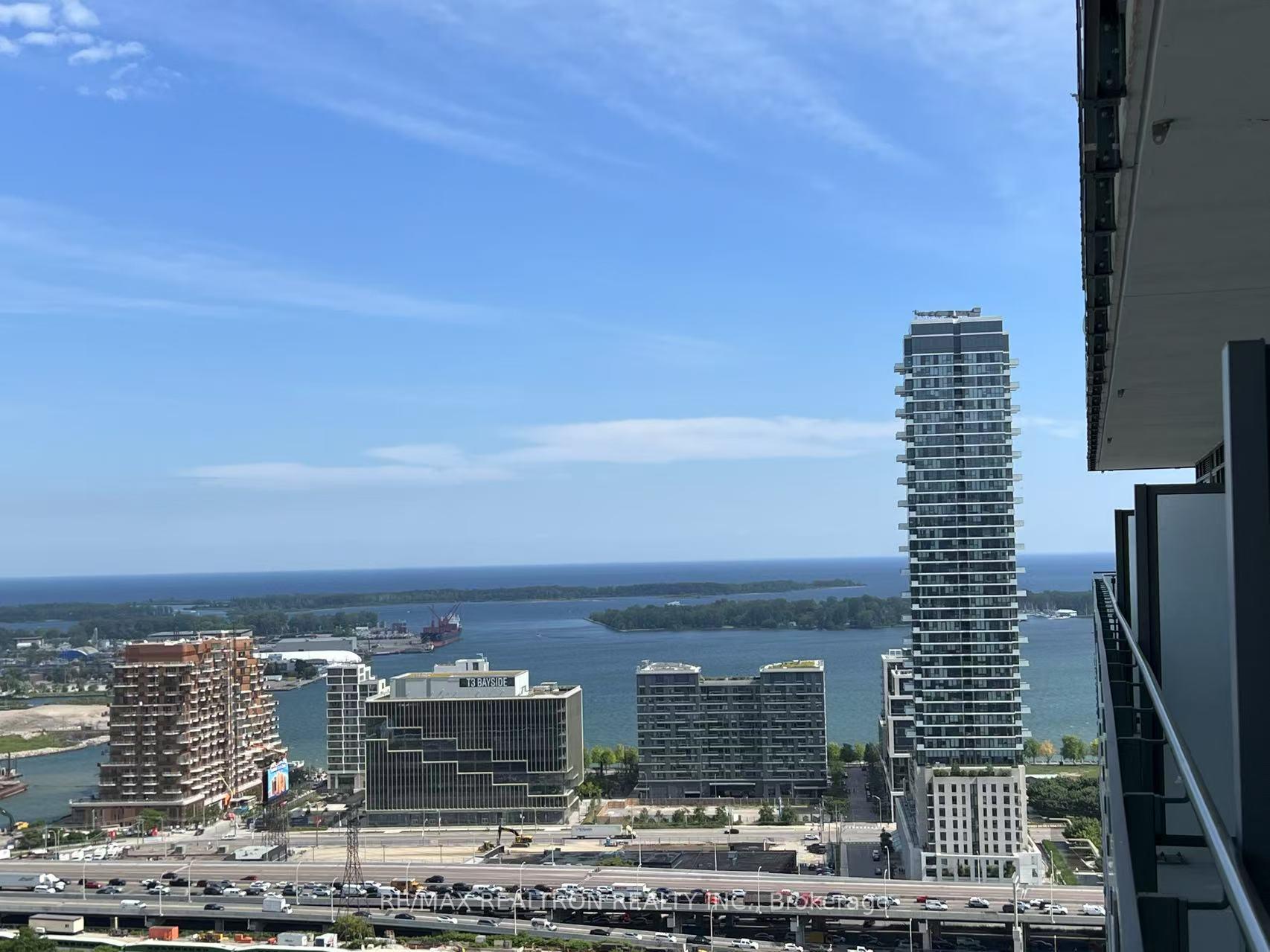 Photo 9 of Unit 2822, 135 Lower Sherbourne Street, Toronto, Waterfront Communities — HOMEH