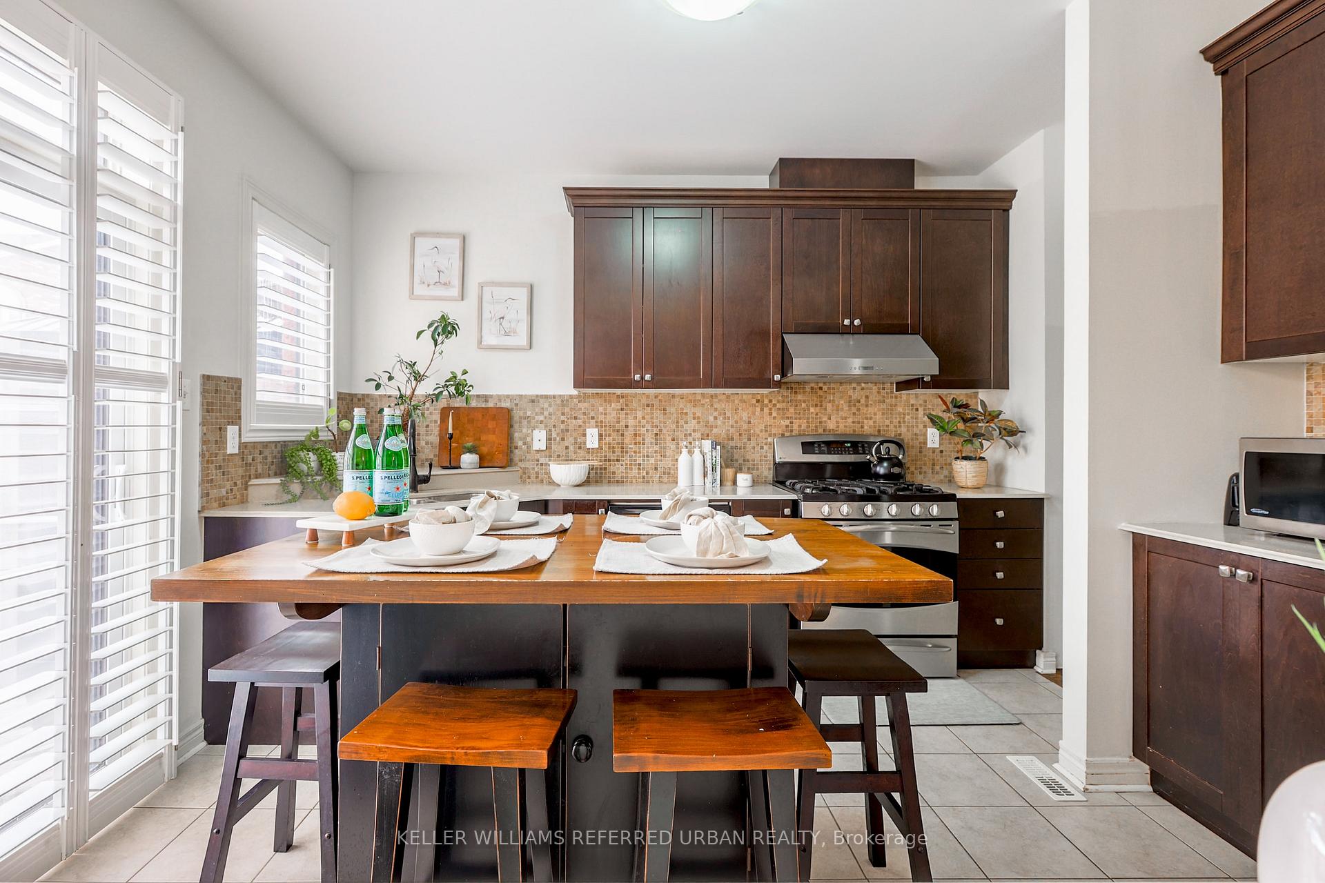 Photo 6 of 23 Fitzroy Avenue, Markham, Wismer — HOMEH