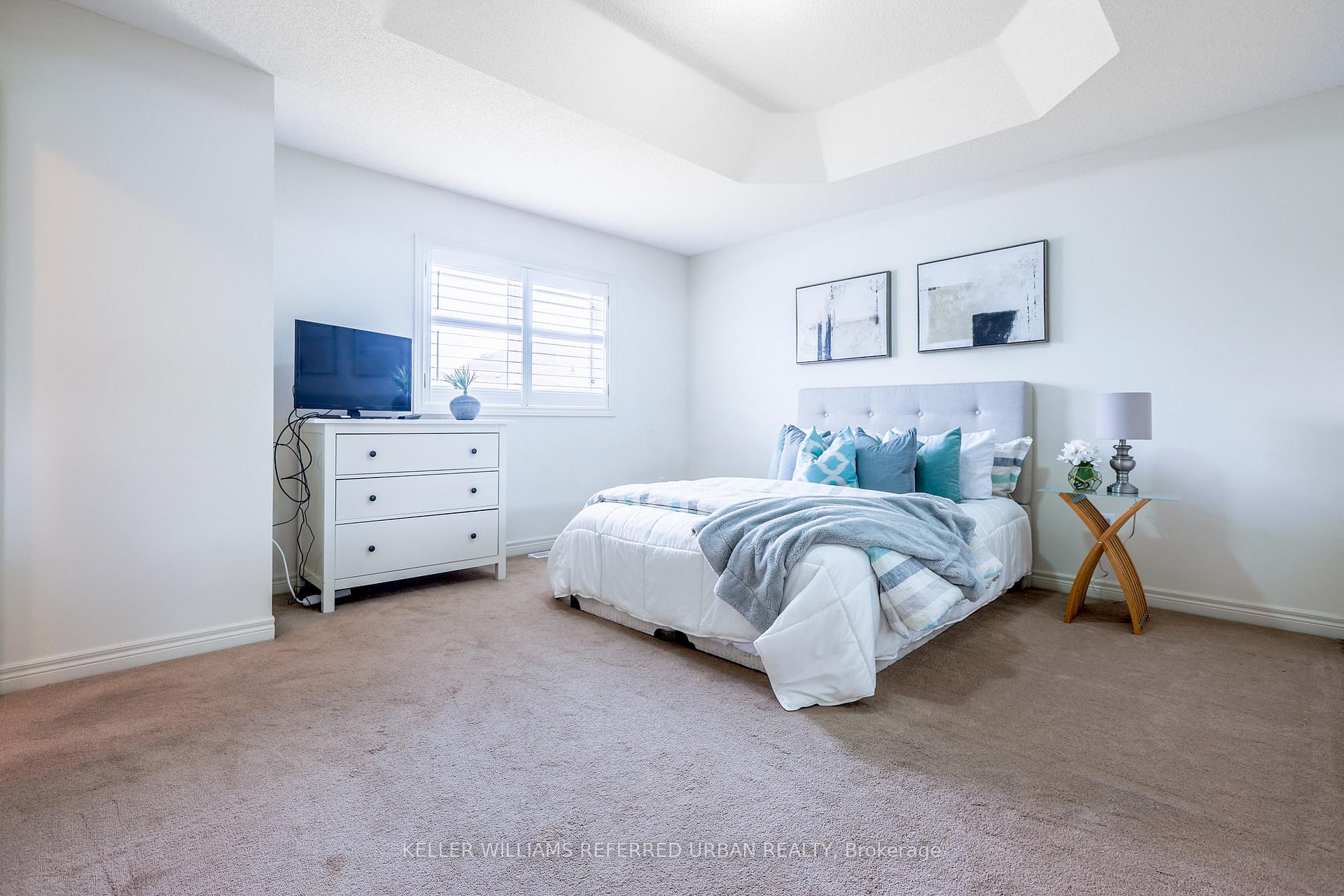 Photo 13 of 23 Fitzroy Avenue, Markham, Wismer — HOMEH