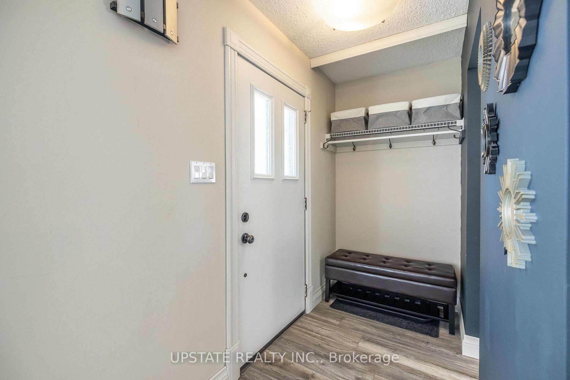 Photo 4 of 277 Heritage Drive, Kitchener — HOMEH