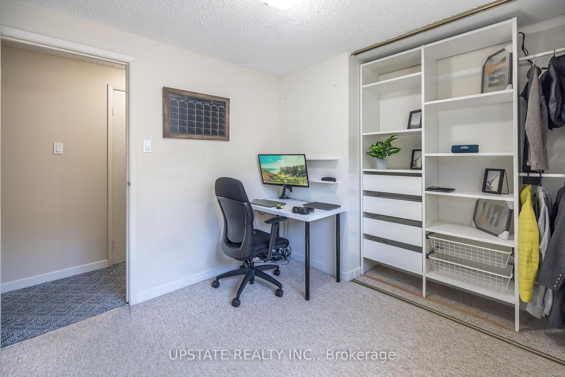 Photo 17 of 277 Heritage Drive, Kitchener — HOMEH