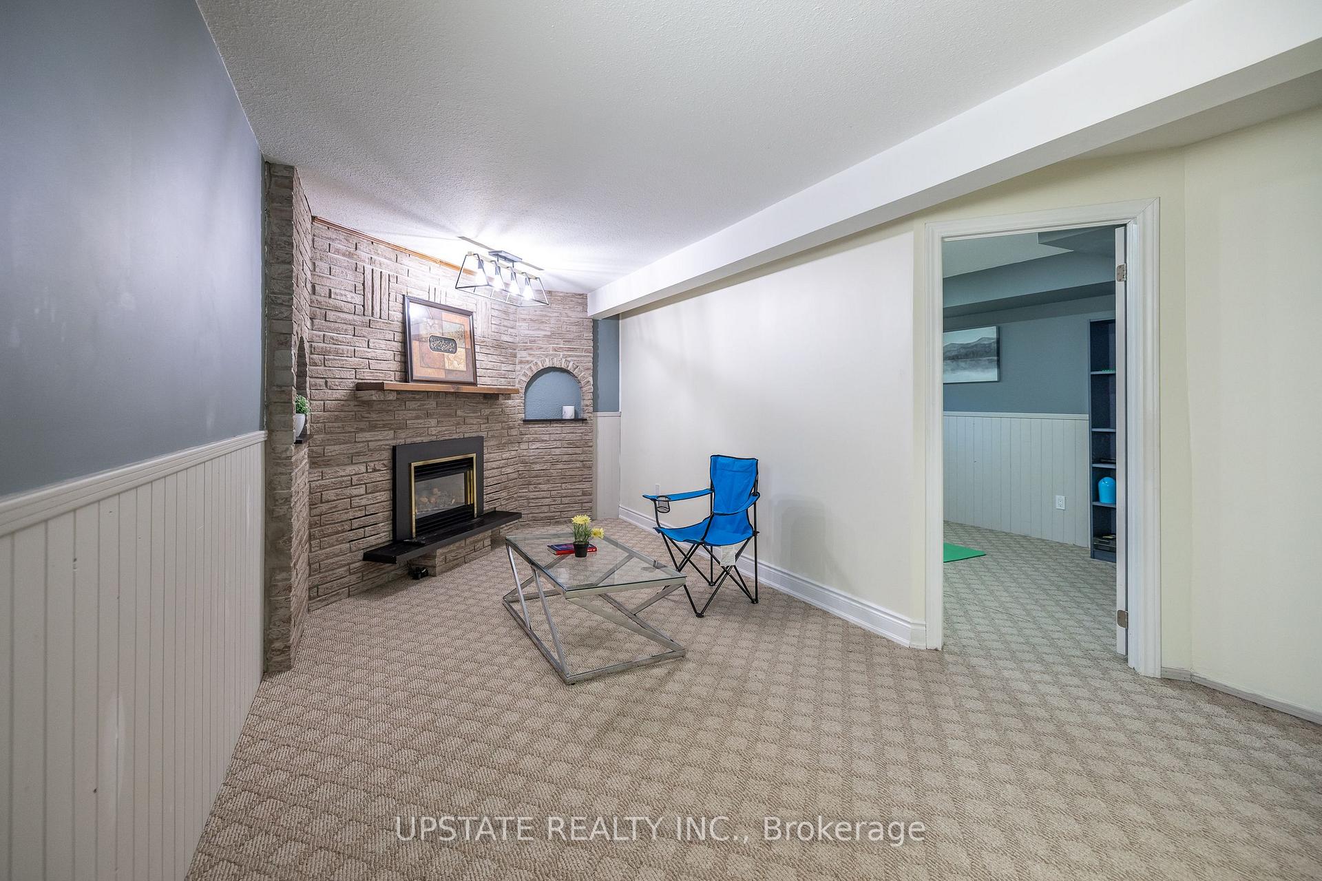 Photo 21 of 277 Heritage Drive, Kitchener — HOMEH