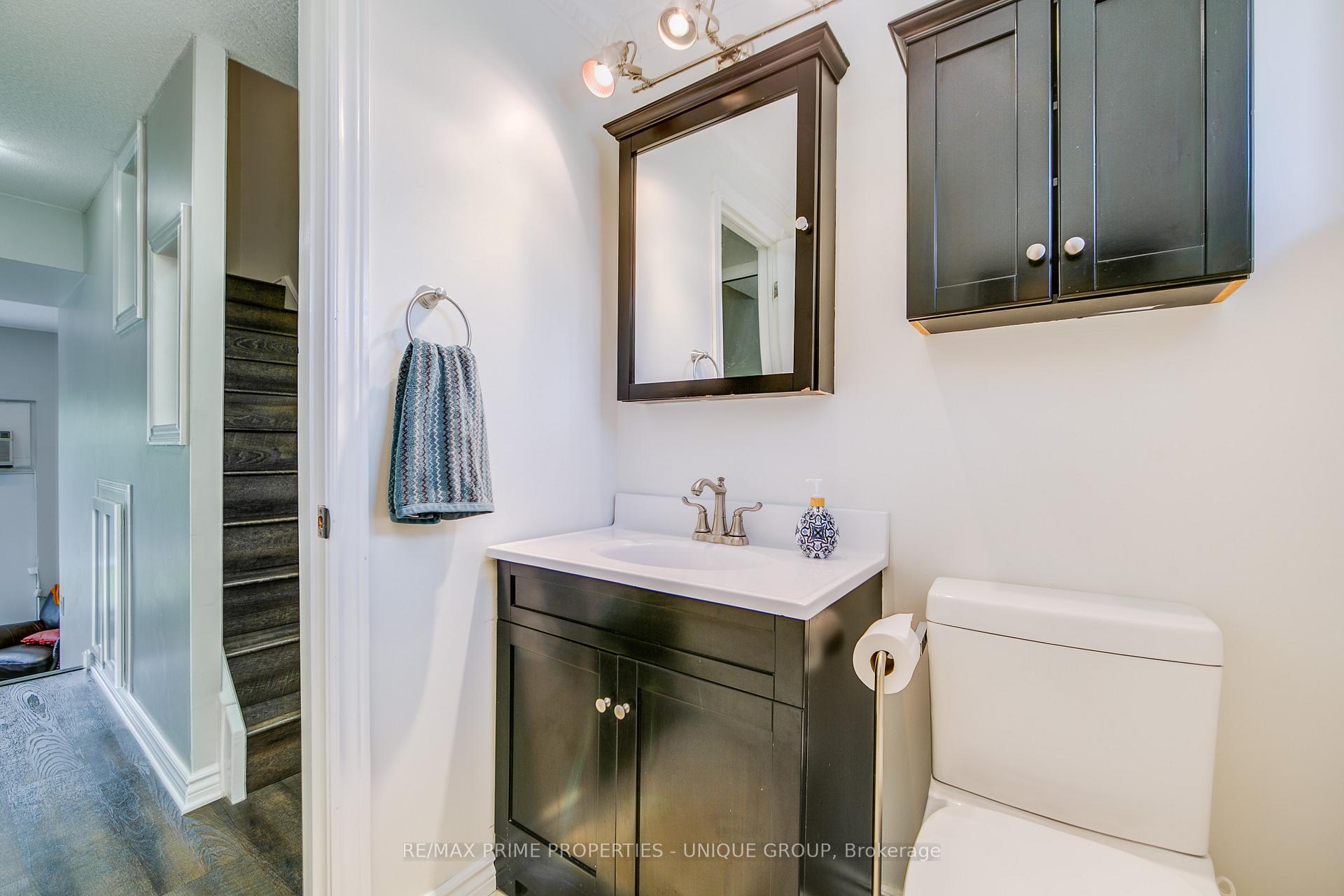 Photo 31 of 104 Darras Court, Brampton, Southgate — HOMEH