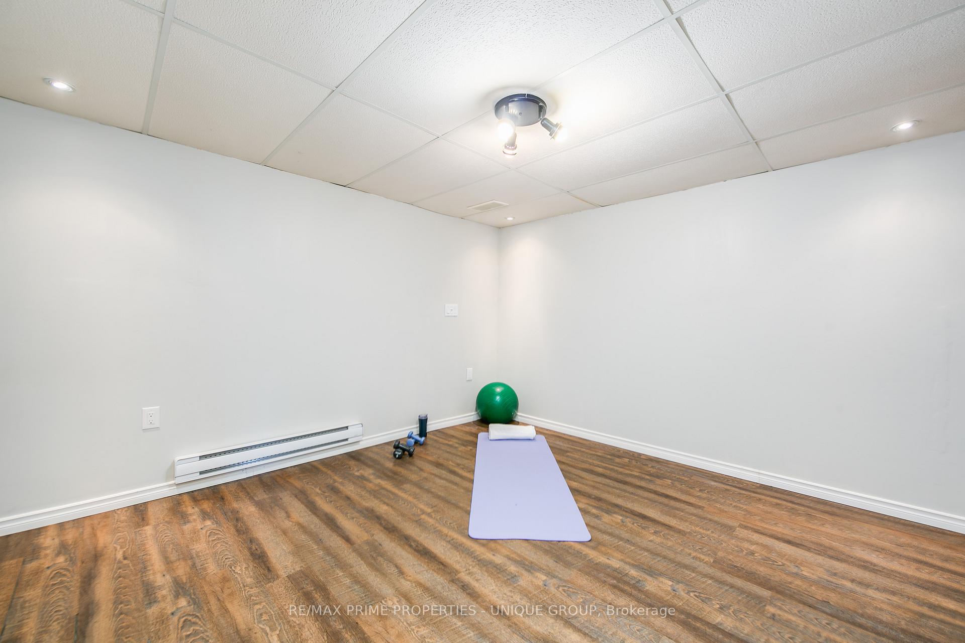 Photo 33 of 104 Darras Court, Brampton, Southgate — HOMEH