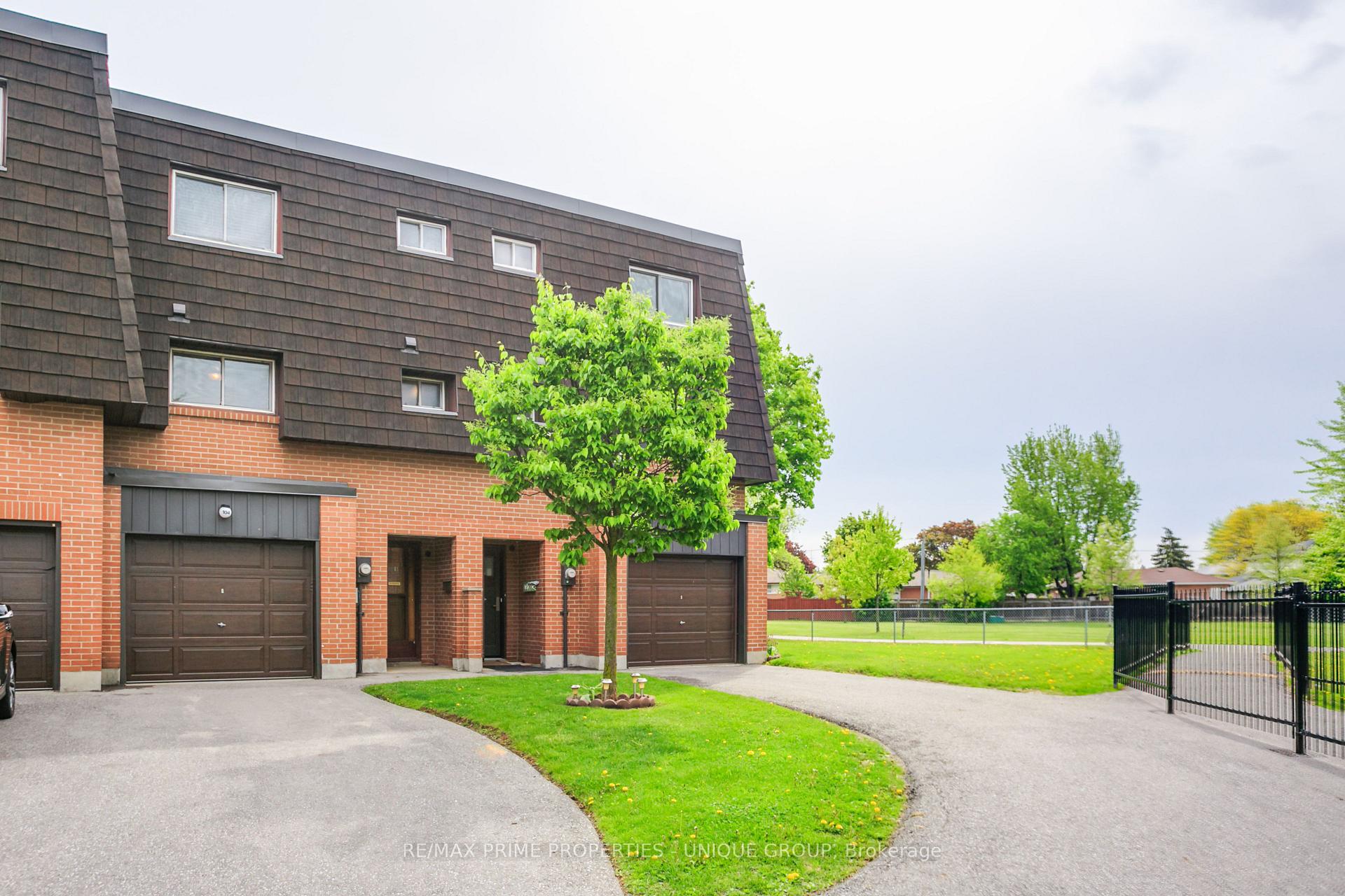Photo 35 of 104 Darras Court, Brampton, Southgate — HOMEH