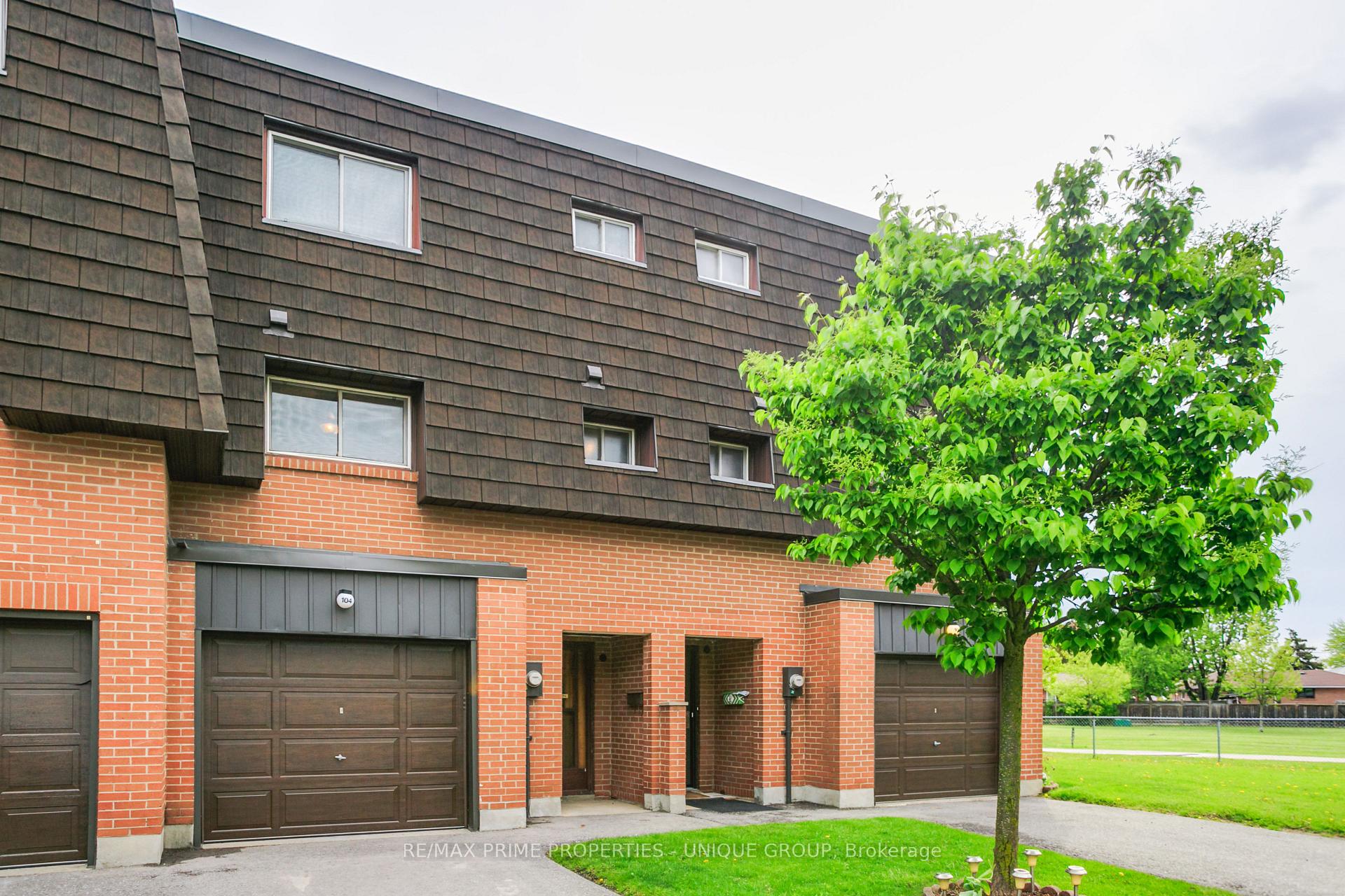 Photo 34 of 104 Darras Court, Brampton, Southgate — HOMEH