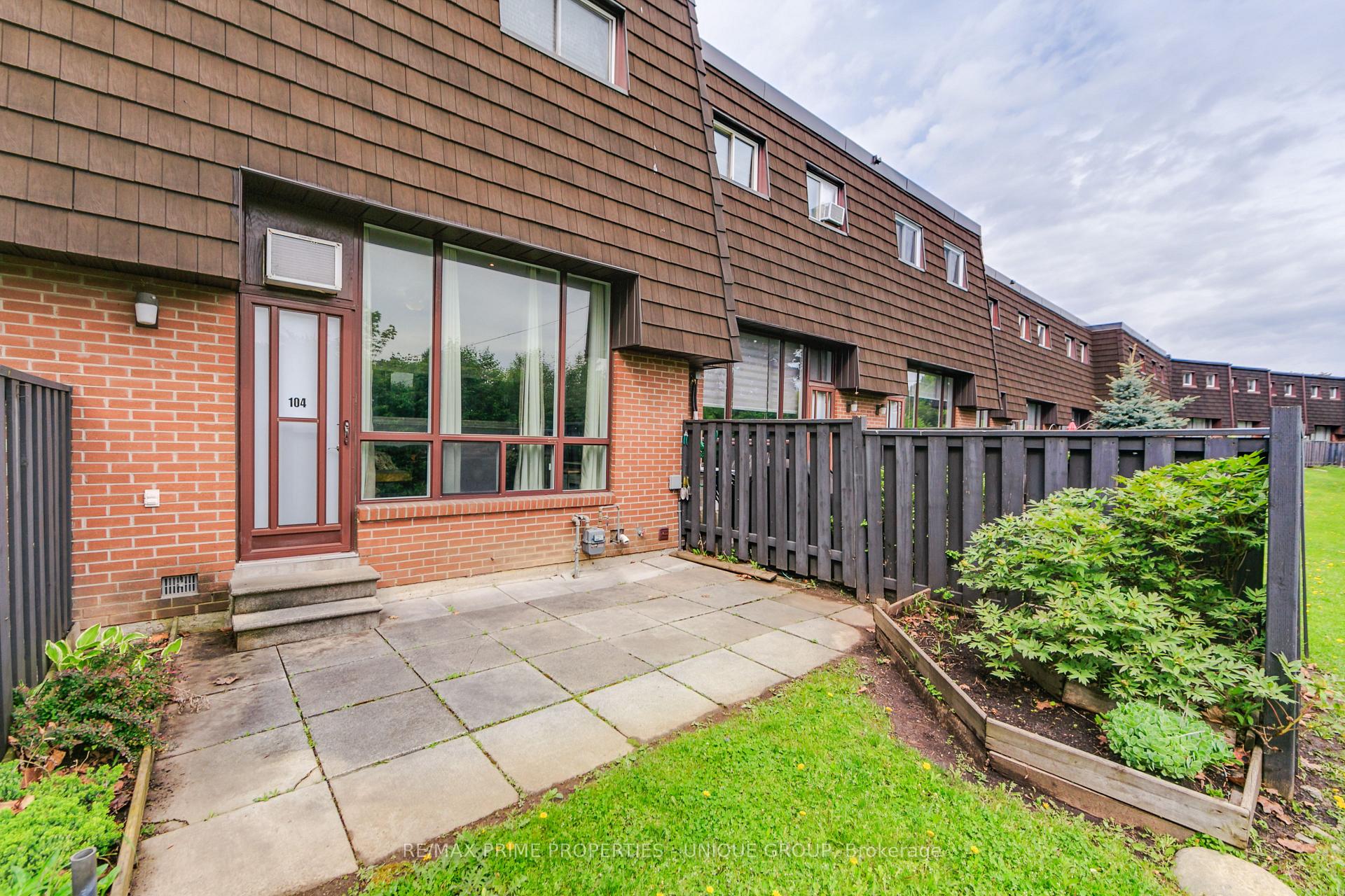 Photo 49 of 104 Darras Court, Brampton, Southgate — HOMEH