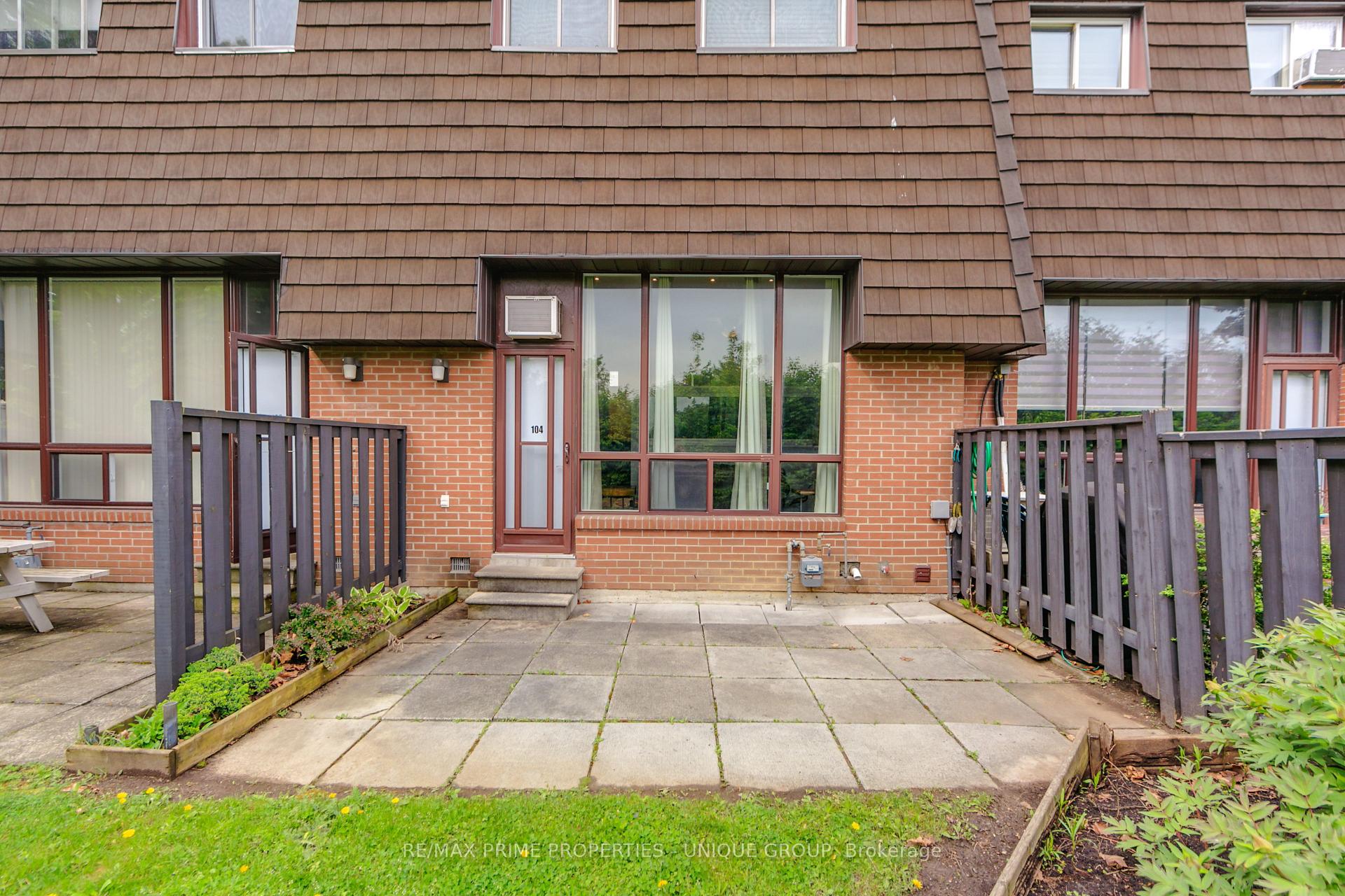 Photo 43 of 104 Darras Court, Brampton, Southgate — HOMEH