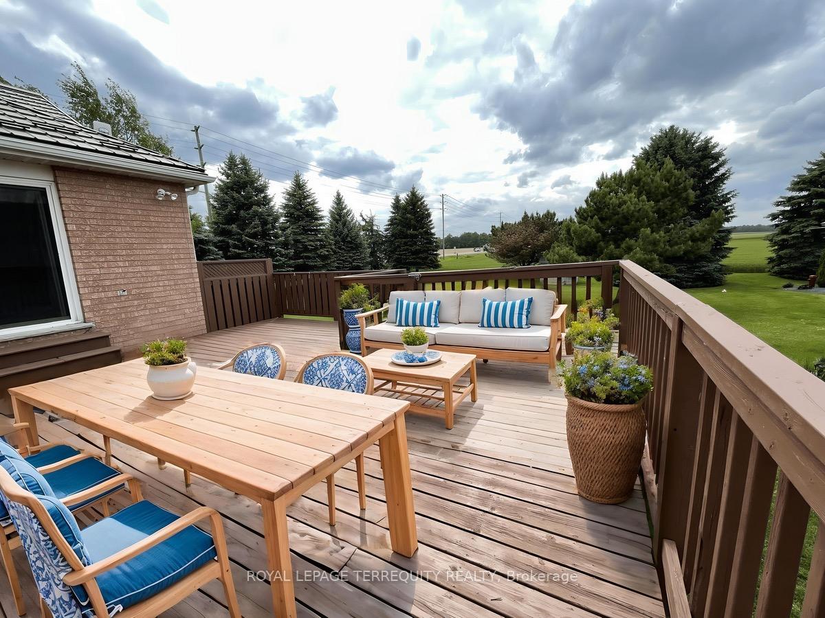 Photo 17 of 30 Musselman Crescent, Woolwich — HOMEH