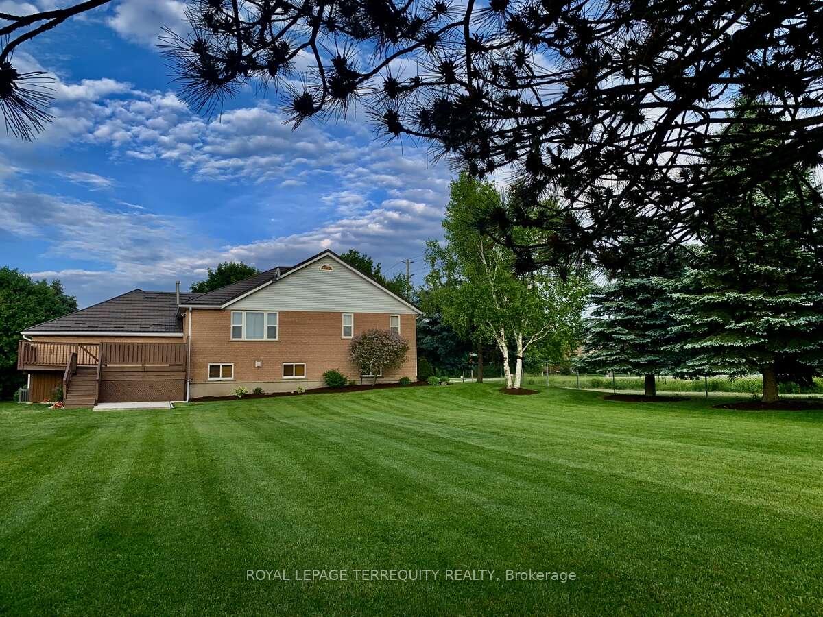 Photo 16 of 30 Musselman Crescent, Woolwich — HOMEH