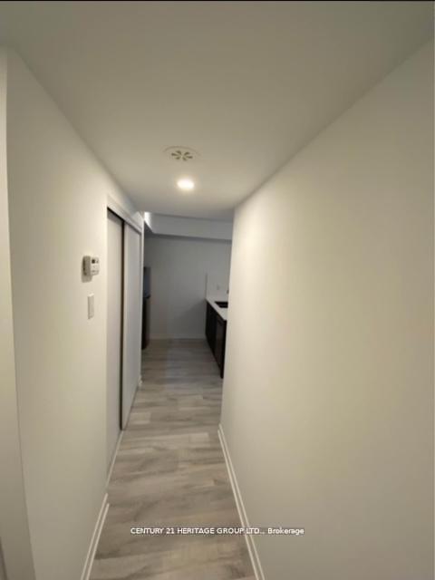 Photo 4 of Unit Level A, Unit 3, 10 Marquette Avenue, Toronto, Englemount-Lawrence — HOMEH