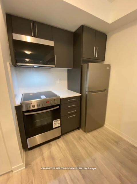 Photo 5 of Unit Level A, Unit 3, 10 Marquette Avenue, Toronto, Englemount-Lawrence — HOMEH