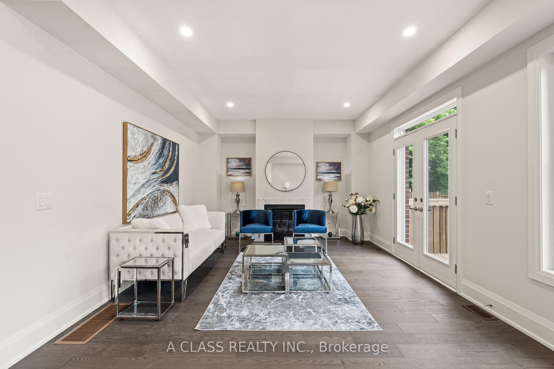 Photo 16 of 14 Deer Park Lane, Markham, Old Markham Village — HOMEH