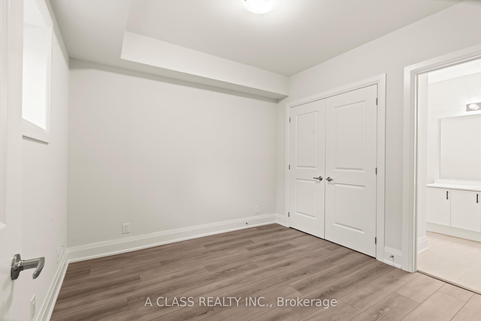 Photo 19 of 14 Deer Park Lane, Markham, Old Markham Village — HOMEH