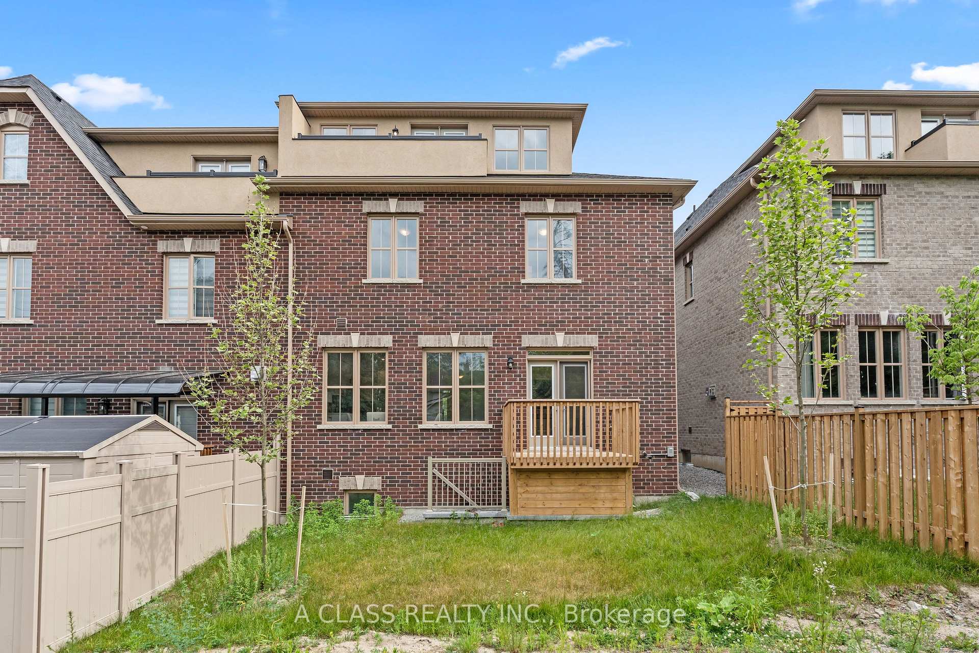 Photo 24 of 14 Deer Park Lane, Markham, Old Markham Village — HOMEH