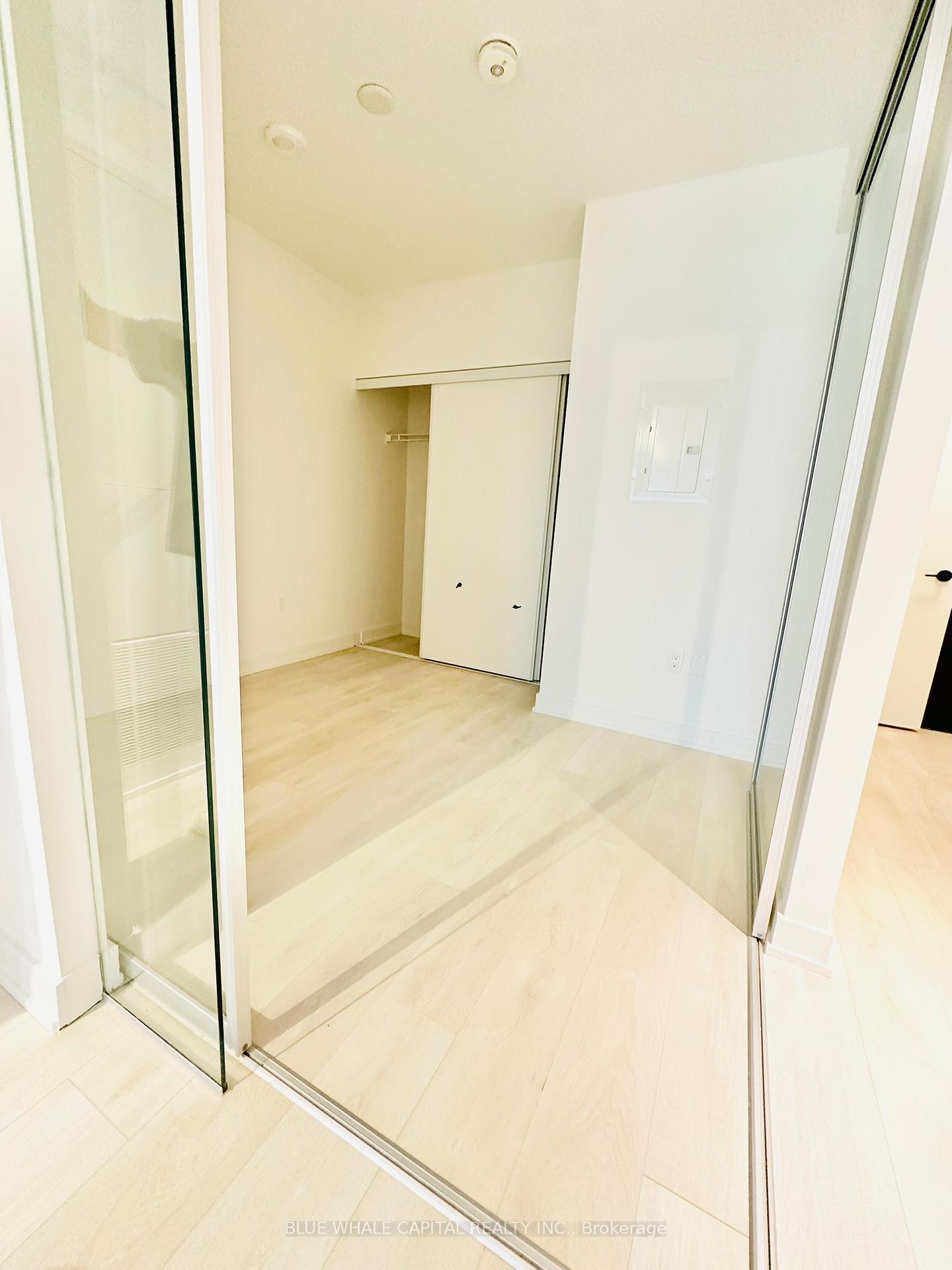 Photo 3 of Unit 321, 117 Broadway Avenue, Toronto, Mount Pleasant West — HOMEH