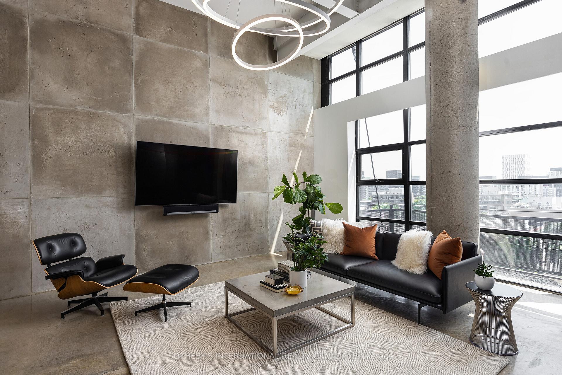 Photo 11 of Unit 702, 90 Sumach Street, Toronto, Regent Park — HOMEH