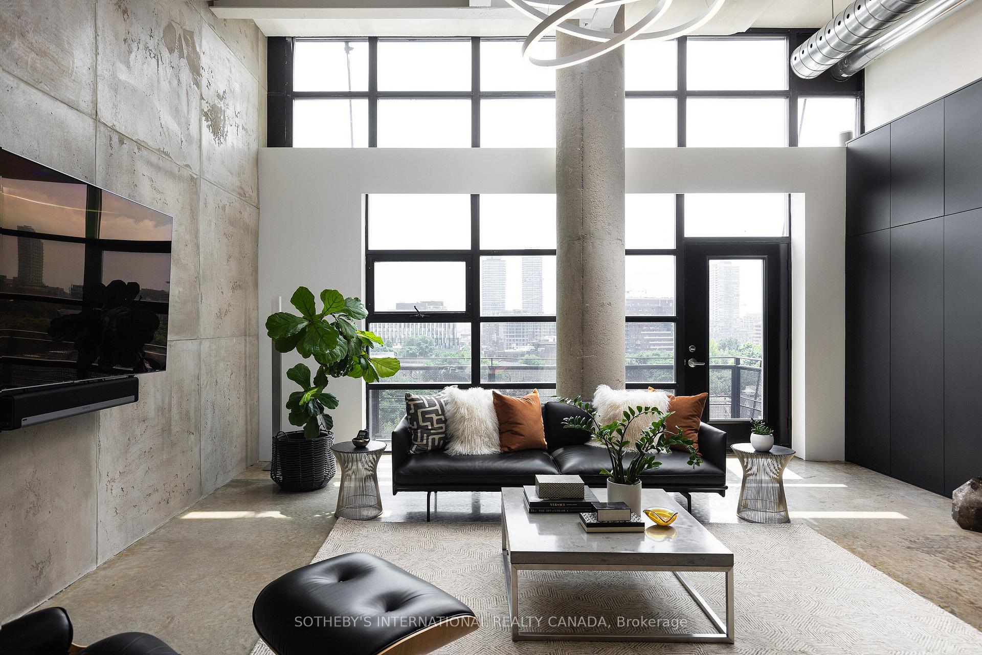 Photo 8 of Unit 702, 90 Sumach Street, Toronto, Regent Park — HOMEH