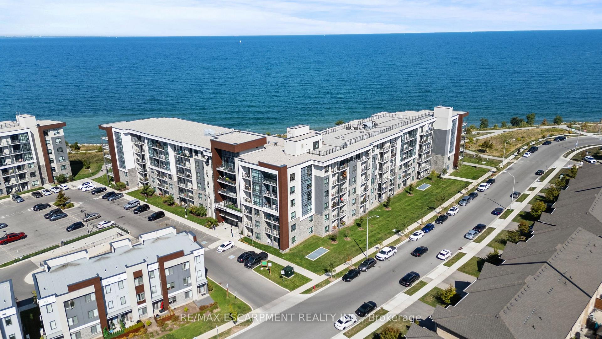 Photo 14 of Unit 301, 101 Shoreview Place, Hamilton, Stoney Creek — HOMEH