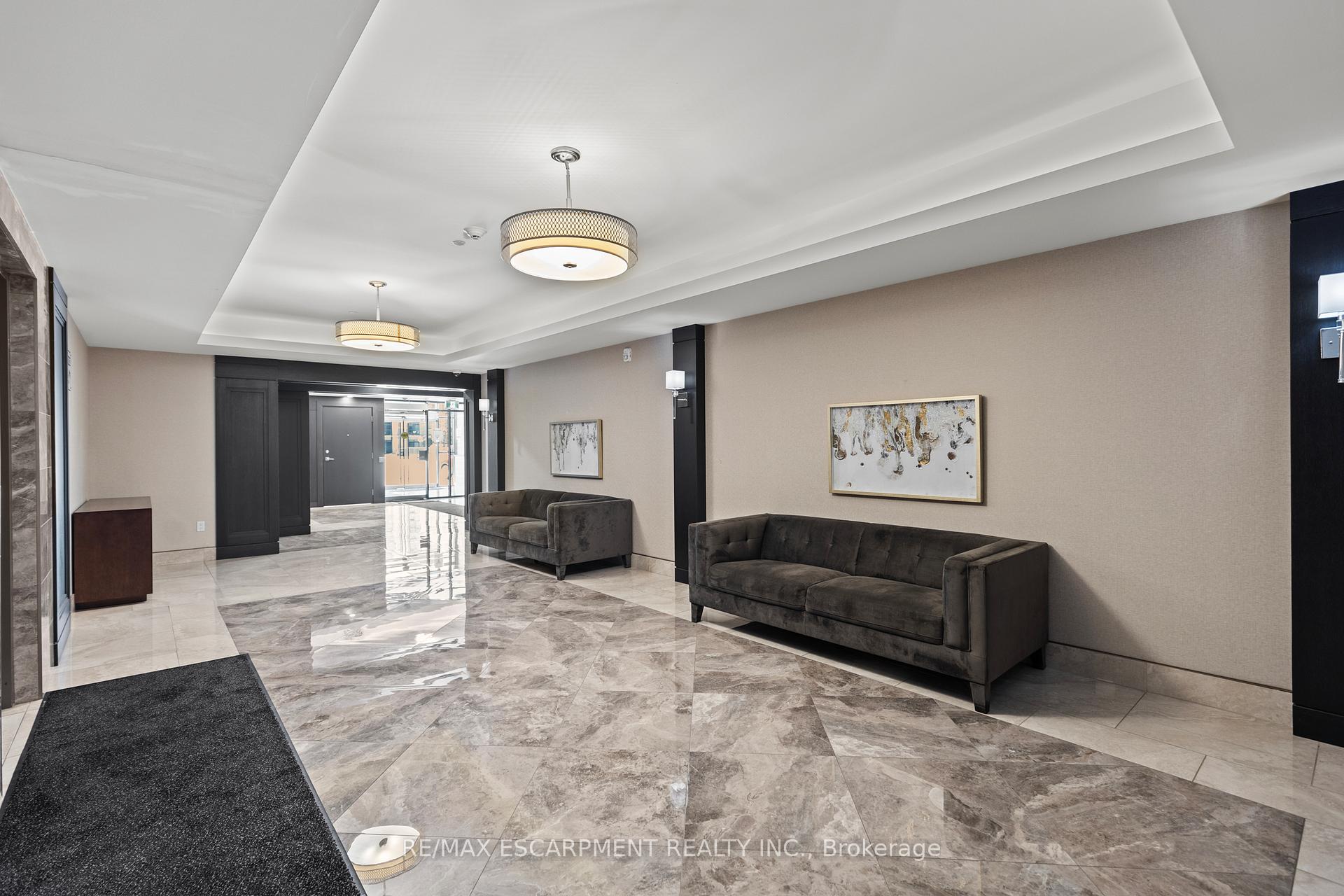 Photo 9 of Unit 301, 101 Shoreview Place, Hamilton, Stoney Creek — HOMEH