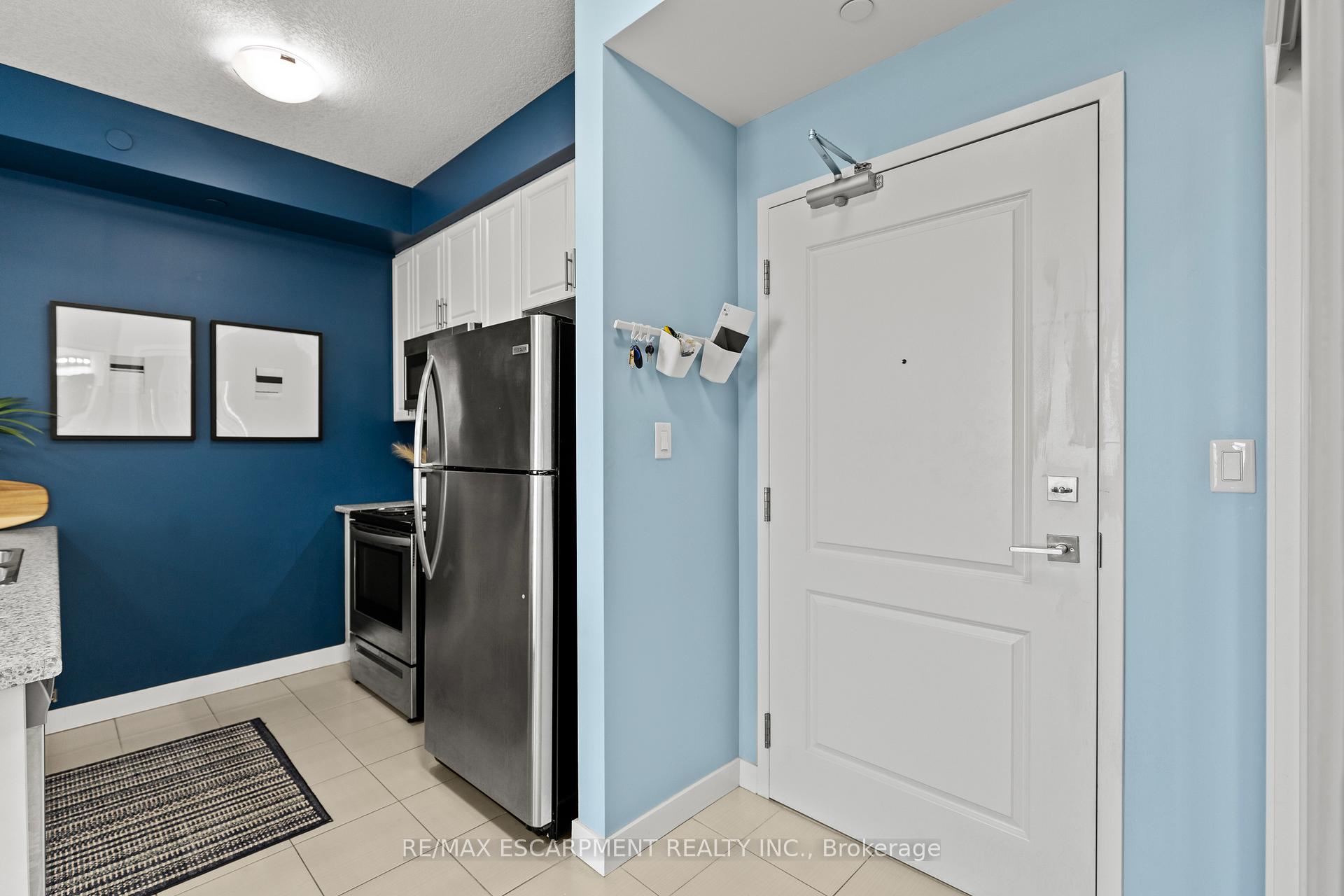 Photo 18 of Unit 301, 101 Shoreview Place, Hamilton, Stoney Creek — HOMEH