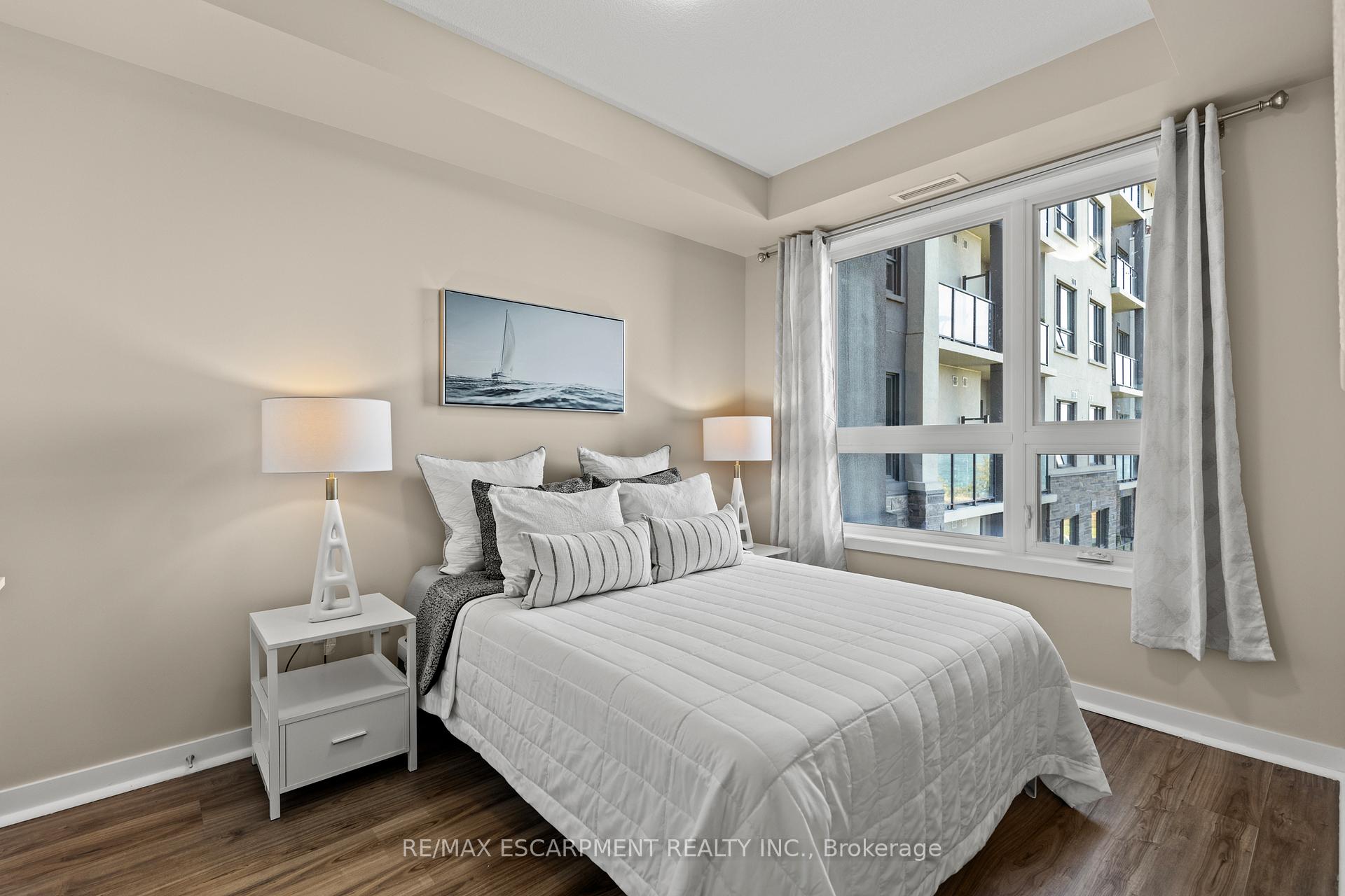 Photo 17 of Unit 301, 101 Shoreview Place, Hamilton, Stoney Creek — HOMEH