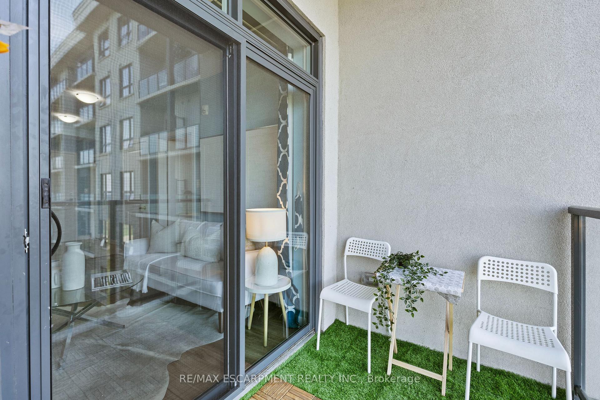 Photo 19 of Unit 301, 101 Shoreview Place, Hamilton, Stoney Creek — HOMEH