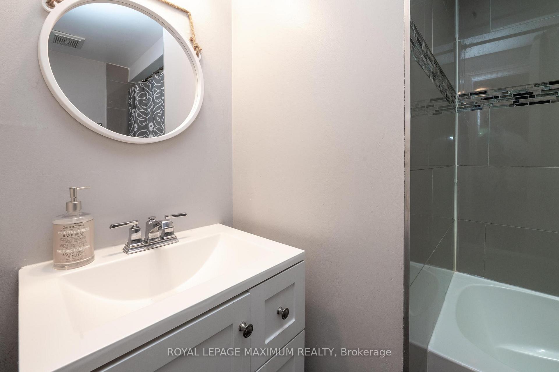 Photo 8 of 64 Glenmore Crescent, Brampton, Northgate — HOMEH