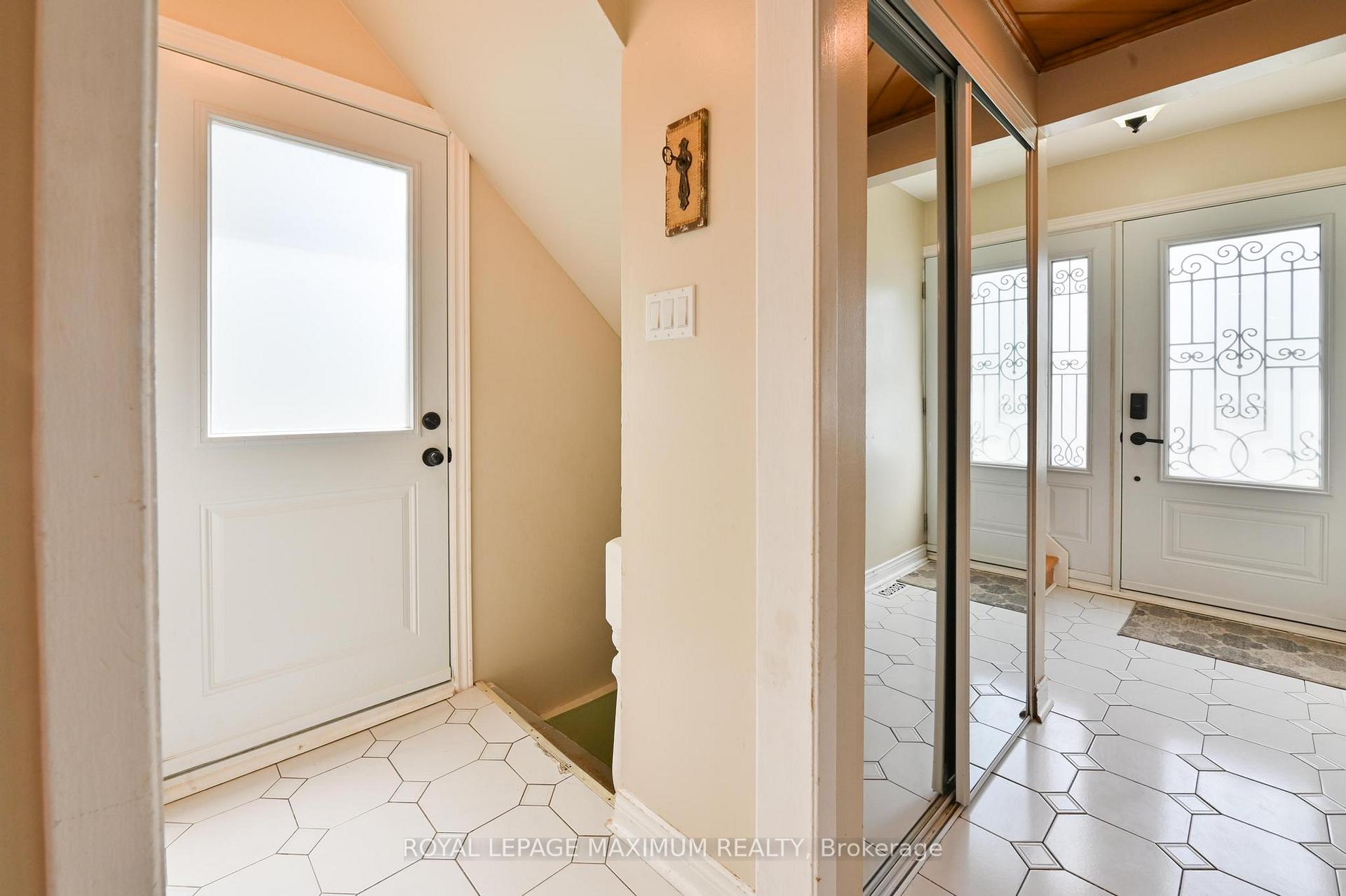 Photo 42 of 64 Glenmore Crescent, Brampton, Northgate — HOMEH