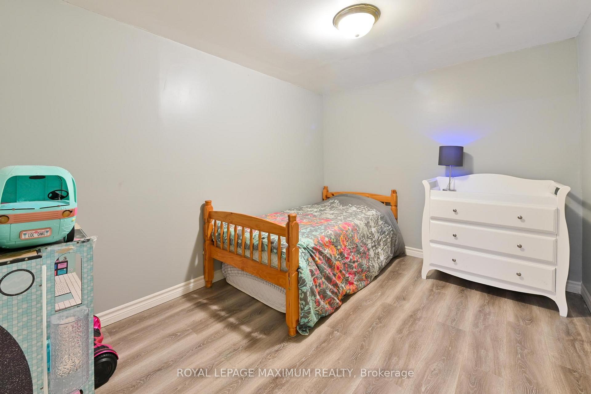 Photo 23 of 64 Glenmore Crescent, Brampton, Northgate — HOMEH
