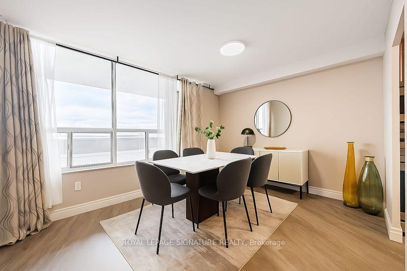 Photo 6 of Unit 1114, 5 Shady Golfway, Toronto, Flemingdon Park — HOMEH