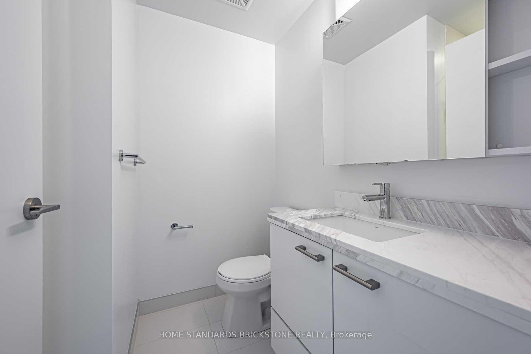 Photo 16 of Unit 2406, 2221 Yonge Street, Toronto, Mount Pleasant East — HOMEH