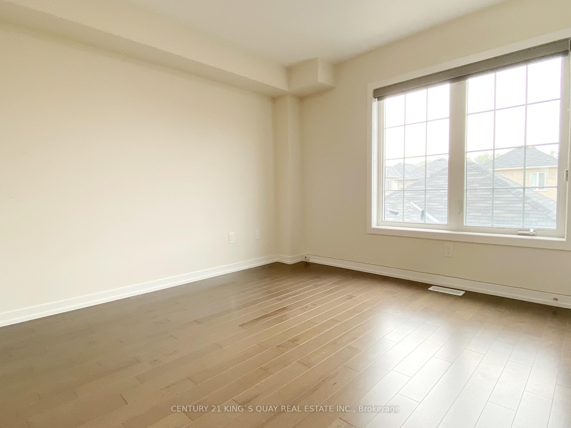 Photo 10 of 24 Harvest Field Road, Markham, Cornell — HOMEH