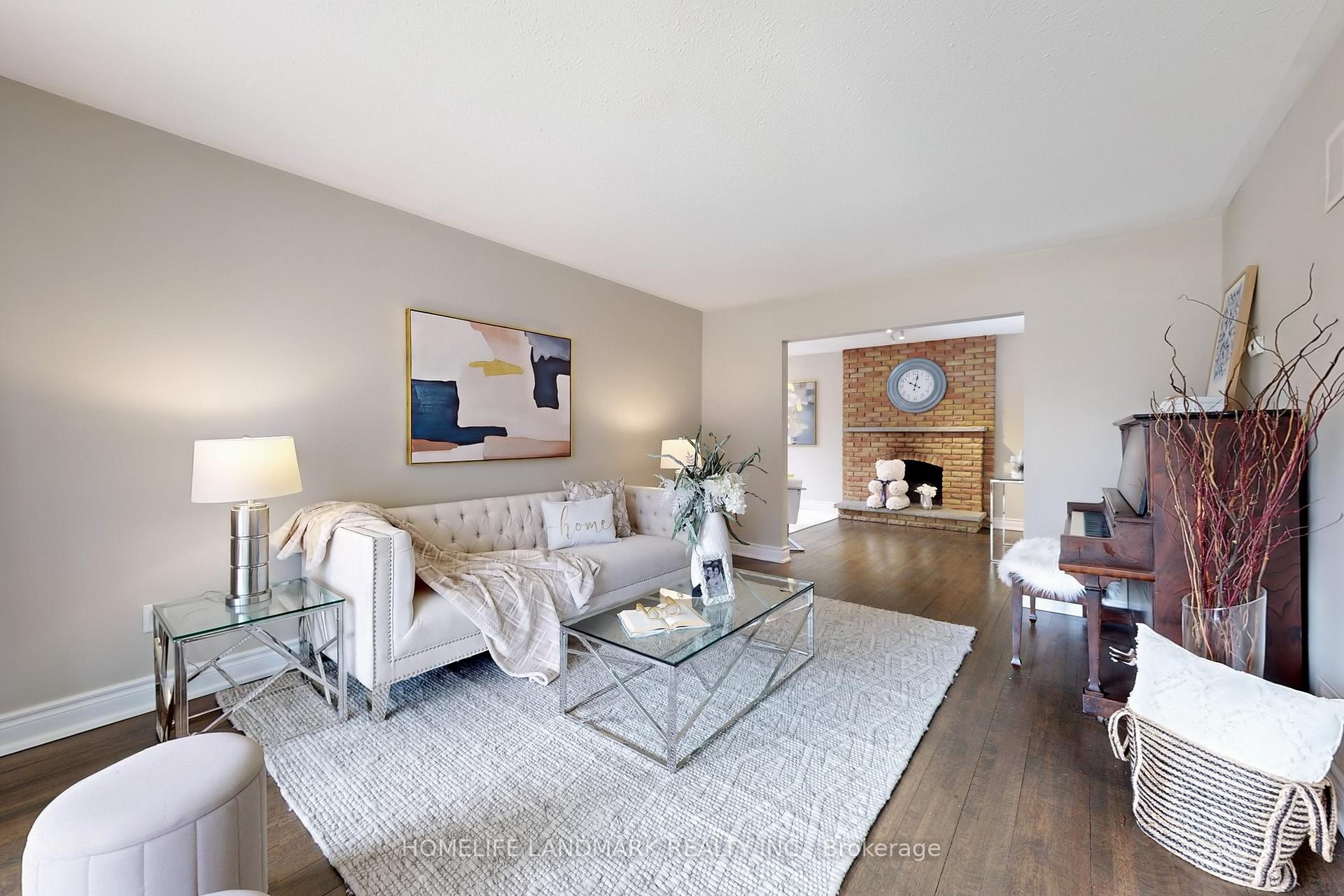 Photo 3 of 46 Flowervale Road, Markham, German Mills — HOMEH