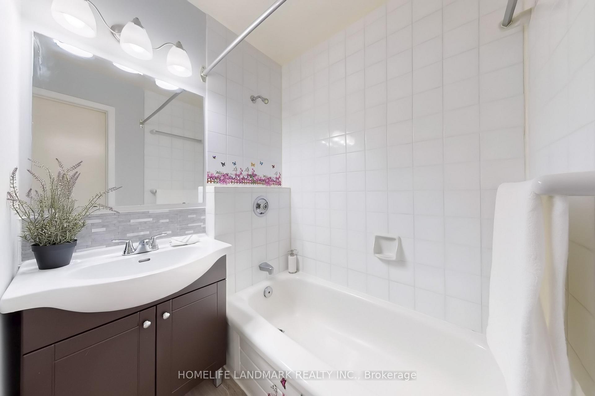 Photo 28 of 46 Flowervale Road, Markham, German Mills — HOMEH