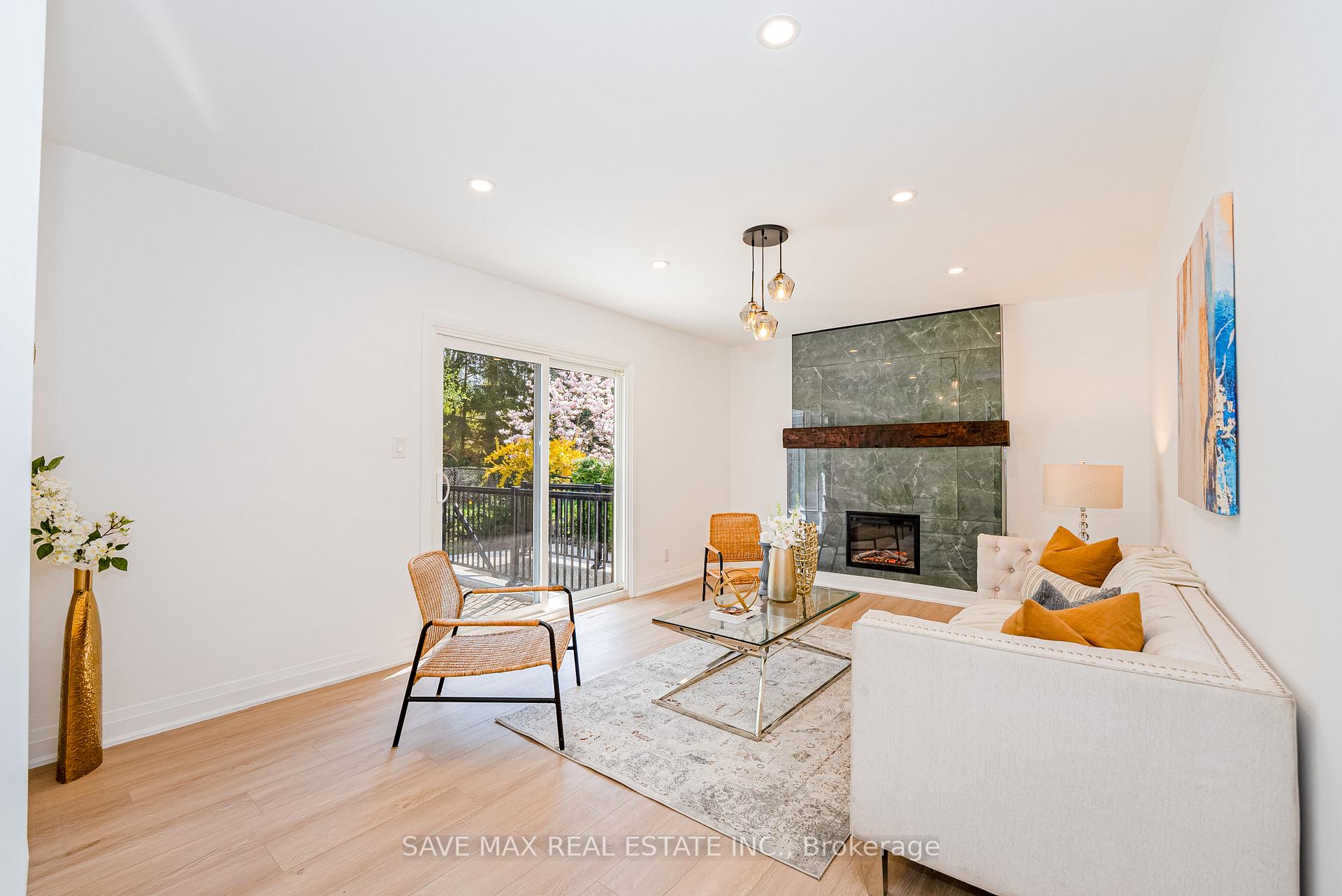 Photo 12 of 281 Parkmount Drive, Waterloo — HOMEH