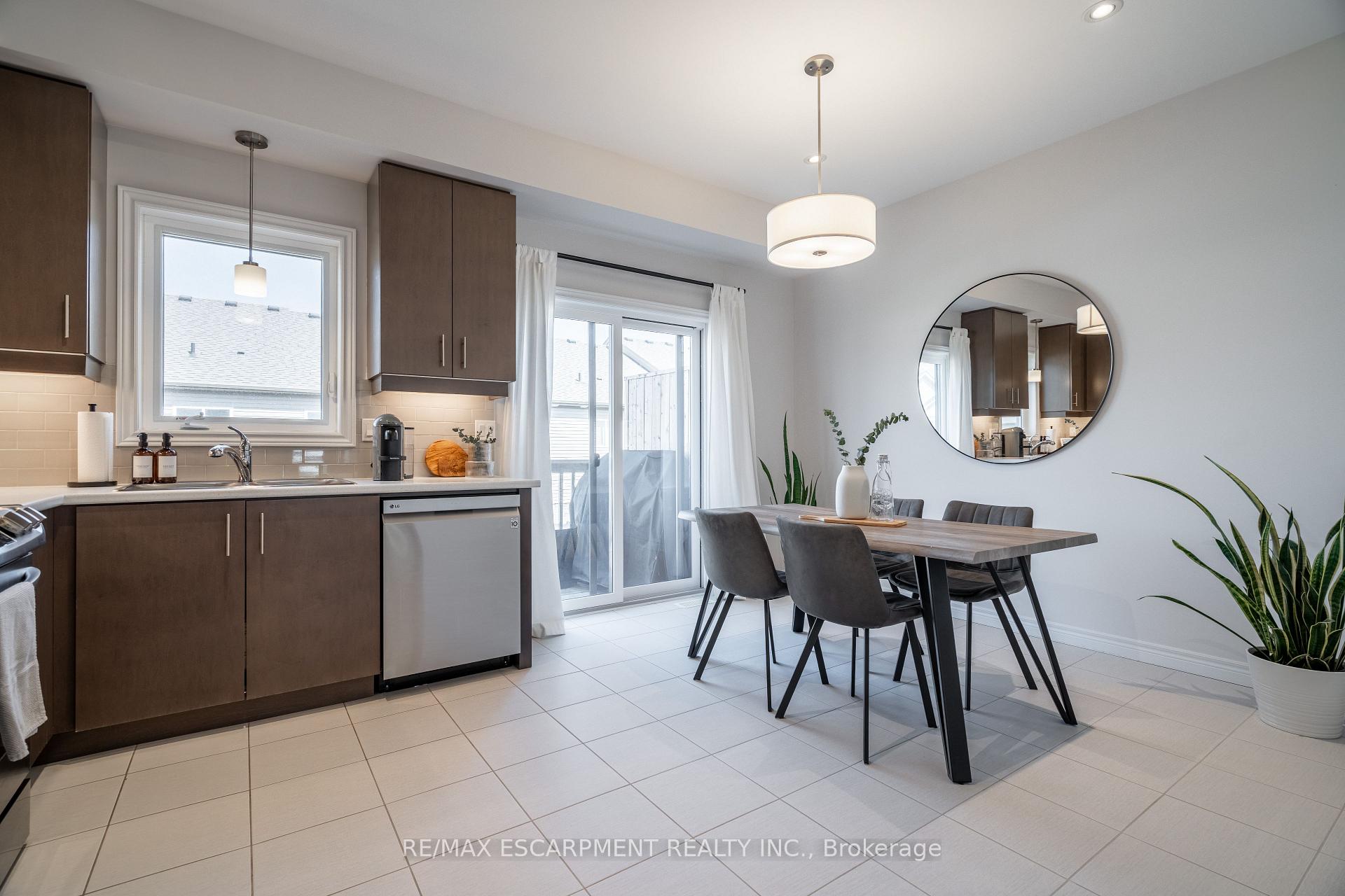 Photo 5 of 36 Marr Lane, Hamilton, Meadowlands — HOMEH