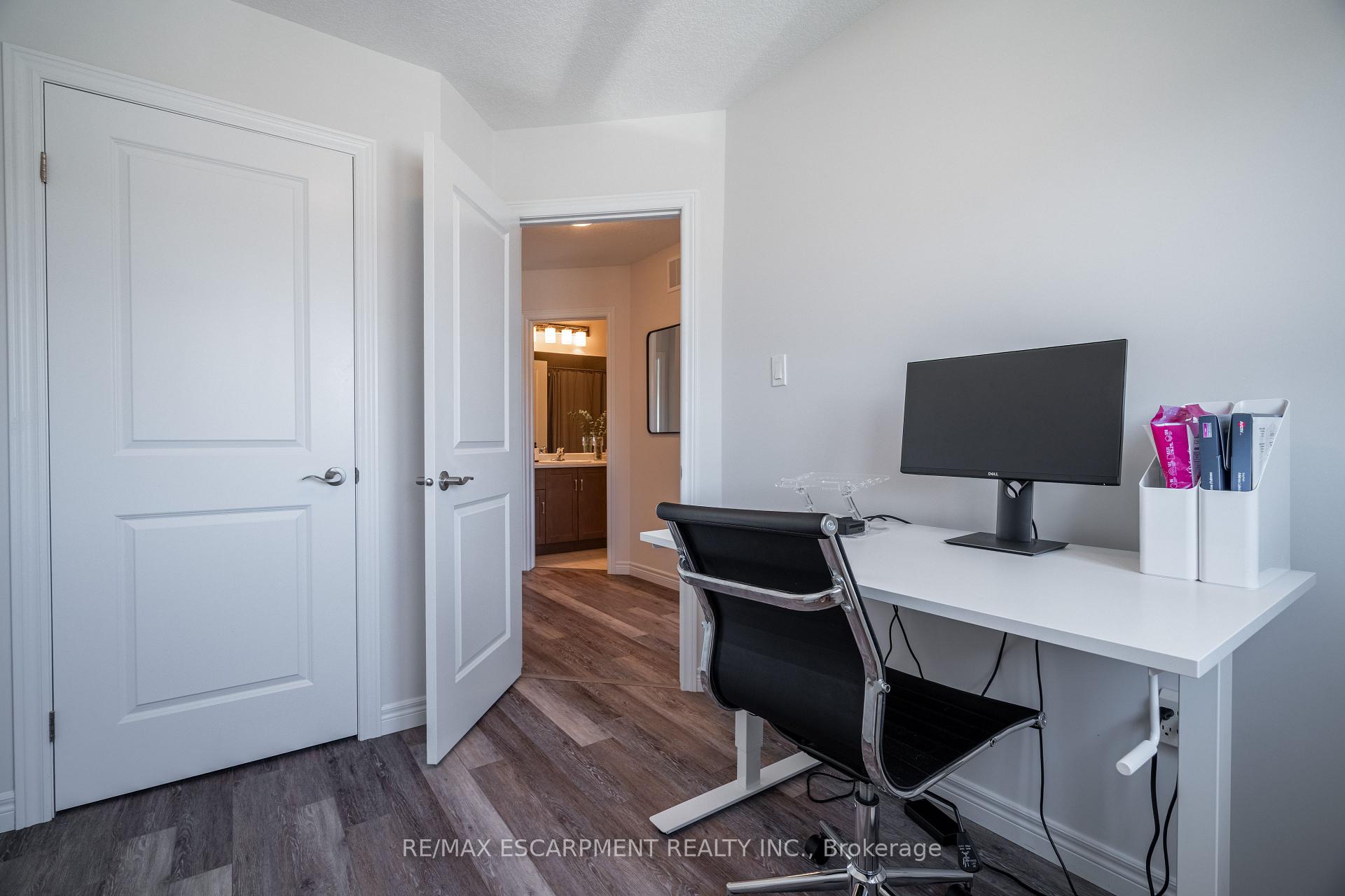 Photo 25 of 36 Marr Lane, Hamilton, Meadowlands — HOMEH