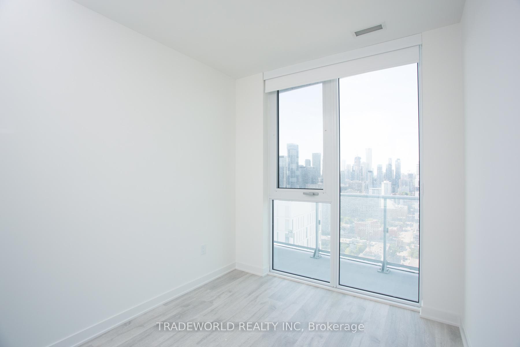 Photo 4 of Unit 3902, 100 Dalhousie Street, Toronto, Church-Yonge Corridor — HOMEH