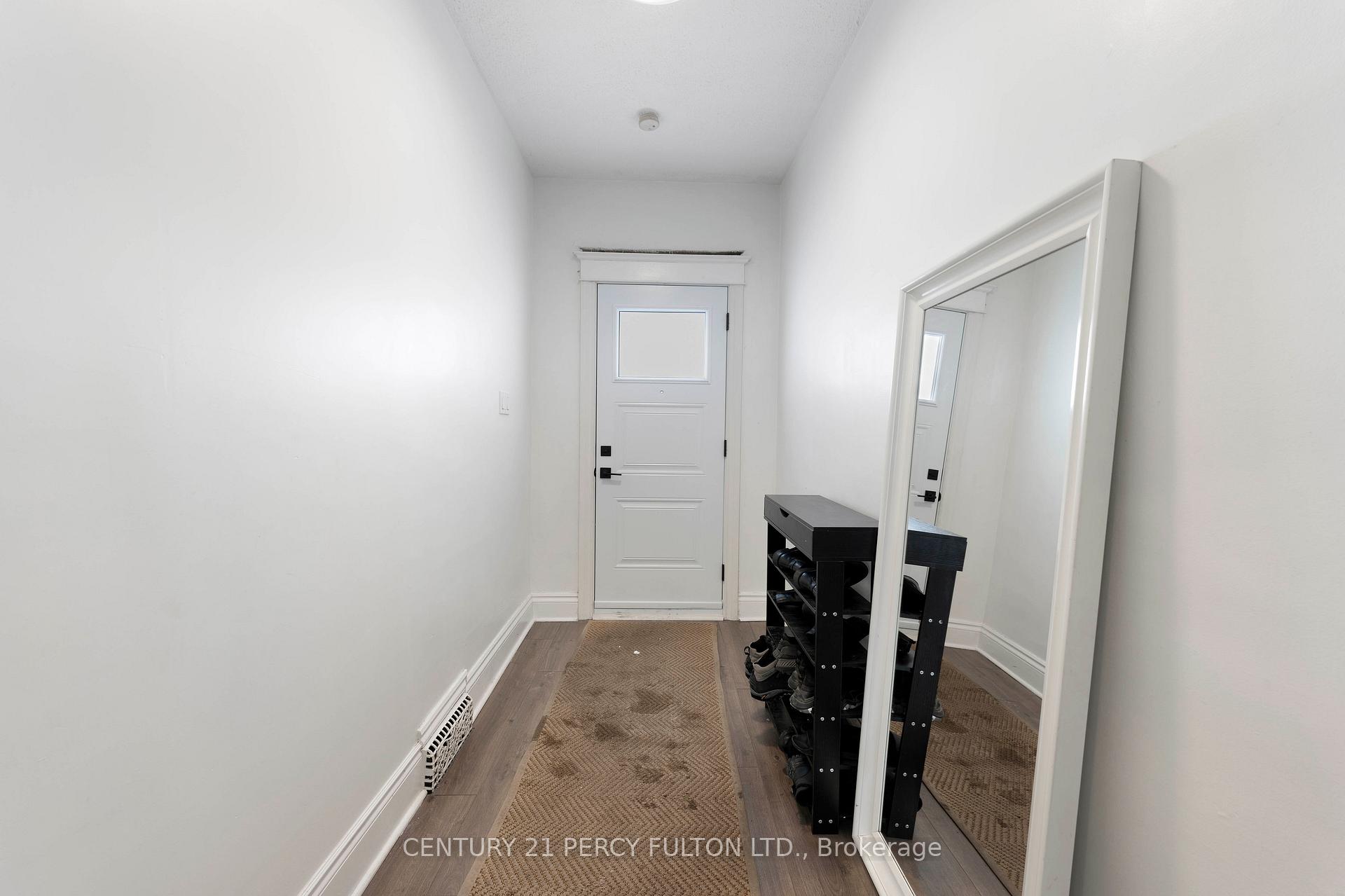 Photo 2 of 732 Cannon Street, Hamilton, Gibson — HOMEH
