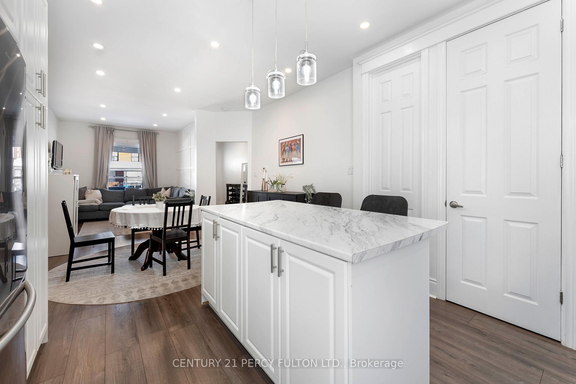 Photo 6 of 732 Cannon Street, Hamilton, Gibson — HOMEH
